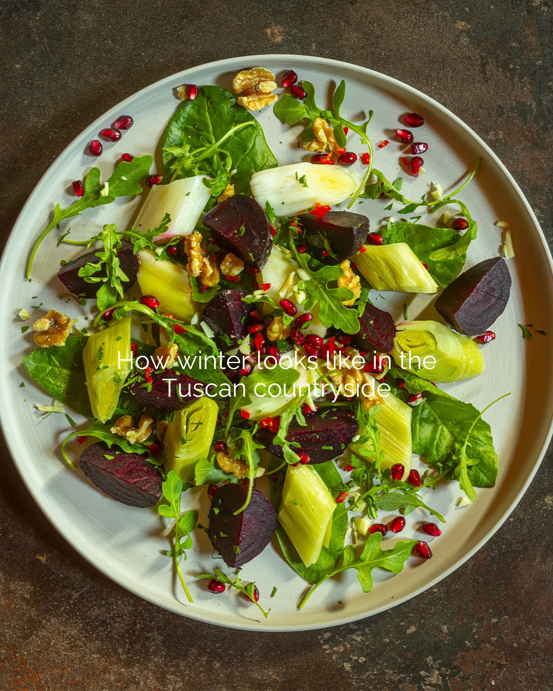 Even in winter, the plants continue to grow.
I get inspired by the produce for simple salads,
fresh, colorful, and full of energy.
Find more recipes in my book “Tuscan Celebrations”.
#SlowLiving #Cookbook #RetreatVenue