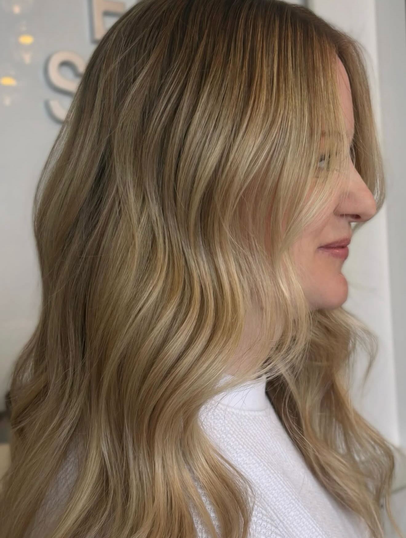 ✨ Your blonde called it’s ready for a glow-up. ✨
When brightness softens + dimension fades, a refresh brings that lived-in blonde back to life without starting from scratch.
Whether you want ✨ a subtle brighten or ✨ a bold pop, Shantel customizes every placement to your tone, texture + end goal — so your blonde feels intentional, not accidental.
🔗 Ready for your refresh?
Click that link in our bio + secure your spot with Shantel
Your next blonde moment starts here. 💛
#yqr #yqrhair #yqrlcal #yqrhairsalon