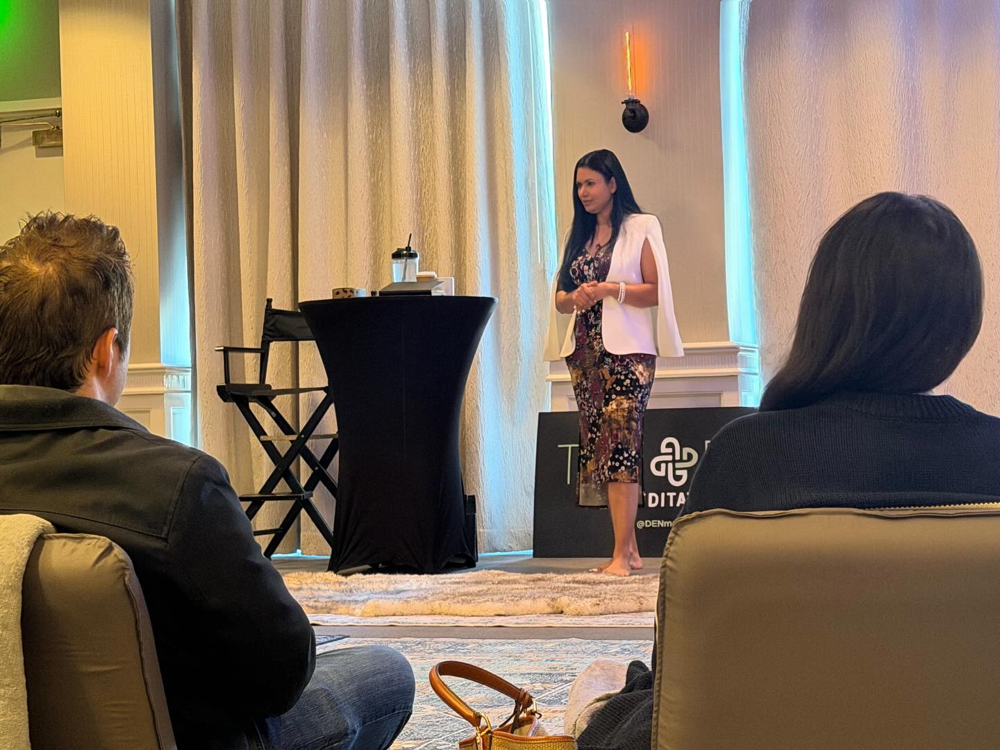 We hosted a mediumship readings event with @denmeditation today at the London WeHo Hotel, and it was such a beautiful experience.
Bringing through so many transitioned loved ones in spirit felt especially meaningful as we close out the year on a sweet, supportive note.
A reminder that those who’ve walked before us—and with us—are still very much present on the other side.
Thank you to everyone who joined us 🤍
#Mediumship
#SpiritCommunication
#ConnectingWithSpirit
#LovedOnesInSpirit
#MessagesFromSpirit