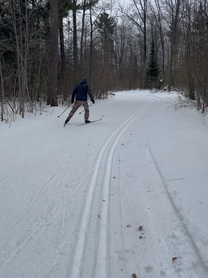 Sometimes you just need to chase winter to find the magic ✨
Marquette gave us snow, adventure, and several unforgettable days of winter fun with the family.
So grateful for moments like these ❄️🤍
#MarquetteMichigan #MarquetteMI #UpperPeninsula #UPMichigan
#WinterMagic #WinterWonderland #SnowyDays #WinterVibes
#FamilyTime #FamilyMoments #FamilyTravel #WinterWithFamily
#WinterAdventure #OutdoorFamily #SnowFun
#PureMichigan #ExploreMichigan #MidwestWinter
#LakeSuperior #NatureLovers #TravelMemories
#ColdWeatherWarmHearts #WinterMemories
