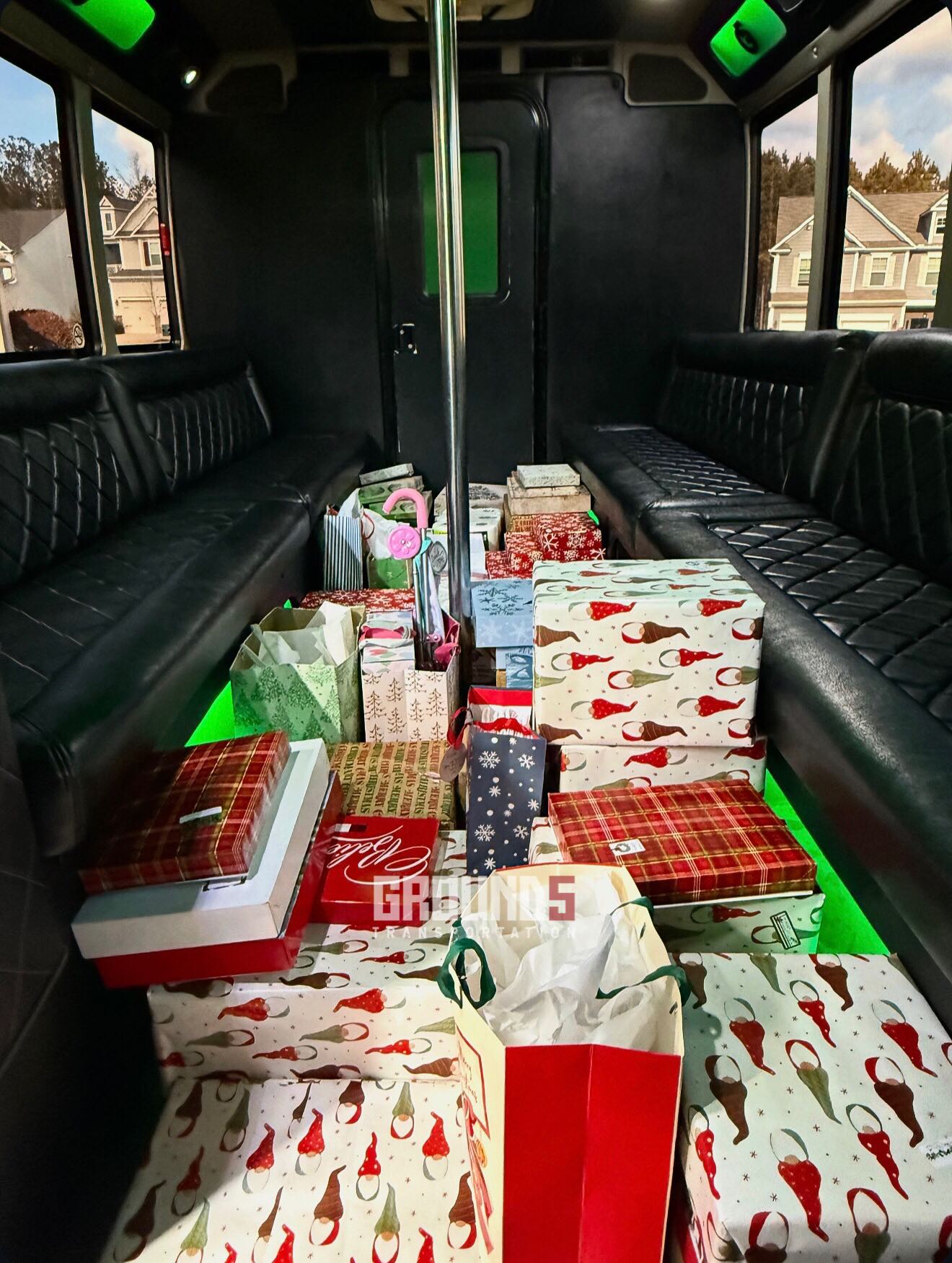 The 6th Annual G5 Holiday Give Back was a success! We are thankful for our G5 Volunteers & sponsors for bringing another year of joy, smiles, and hope to families around Atlanta!🎁🎄💫
.
G5 in the community!