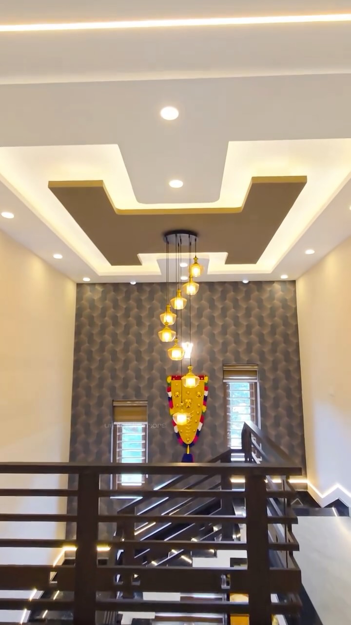 “Design overhead, impact everywhere.” 🏠✨#CeilingDesign
#FalseCeiling
#ModernInteriors
#InteriorDesignKerala
#HomeInteriors
#LuxuryInteriors
#LightingDesign
#MinimalInteriors
#CustomInteriors
#ResidentialDesign
#InteriorDesignIndia
#KeralaHomes
#KottayamInteriors
#UnisonInteriors
#DesignThatPerforms #interiordesign #unisoninteriors #interiordesigner #trendingreels #keralahomes #kerala #malayalam #homedecor
