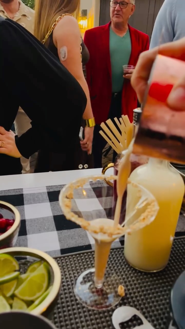 Another amazing holiday season on the books! So many holiday parties and so many memories! 🥂