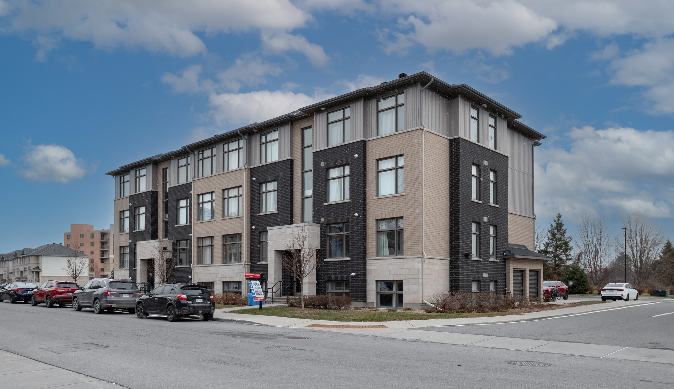 Lots of light captured off Citiplace Dr in Nepean.
#ottawarealtor