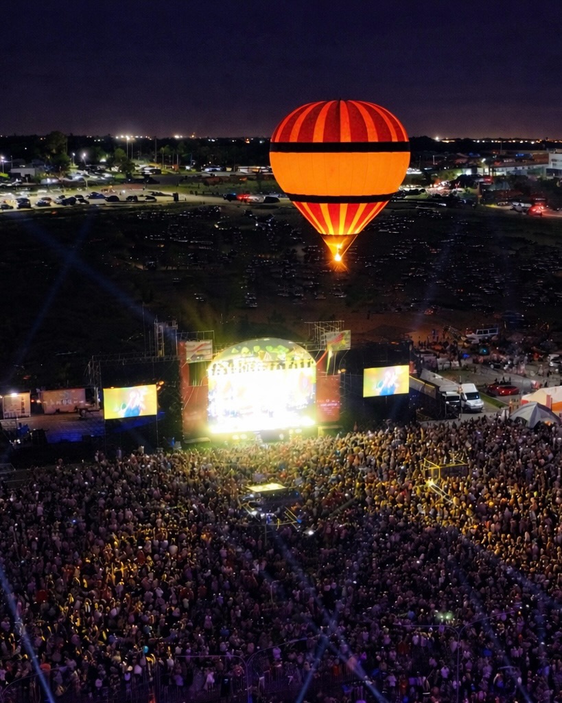 Presentes en un día histórico: la inauguración de la pista del Aeropuerto Internacional de Rosario! ✈️
Agradecemos la invitación y el orgullo de acompañar este importante avance para la ciudad.
