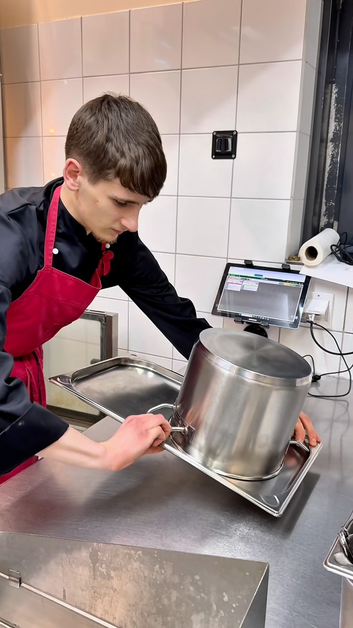 Unser Azubi hat jetzt schon beliebte Rezepte!
#pier6 #ausbildung #koch