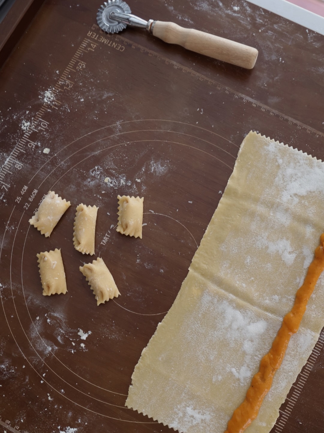 What a snowed in weekend after Christmas should look like