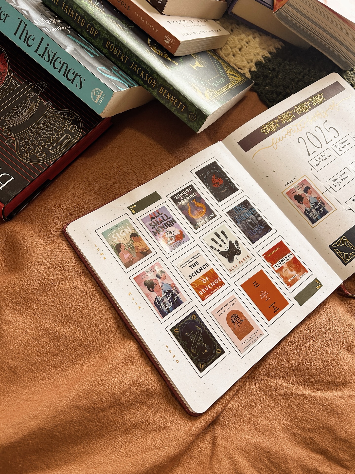 What were your favorite reads of 2025? AKA what should I be reading in 2026? 👀
Here are my favs from the year across nonfiction and fiction! With special props to I Hope This Doesn’t Find You by @annliangwrites and Anxious Generation by Jonathan Haidt. 🫶
If you’ve ready any of these, what did you think?
#2025recap #amreading #bookstagram #favoritebooks #booksbooksbooks