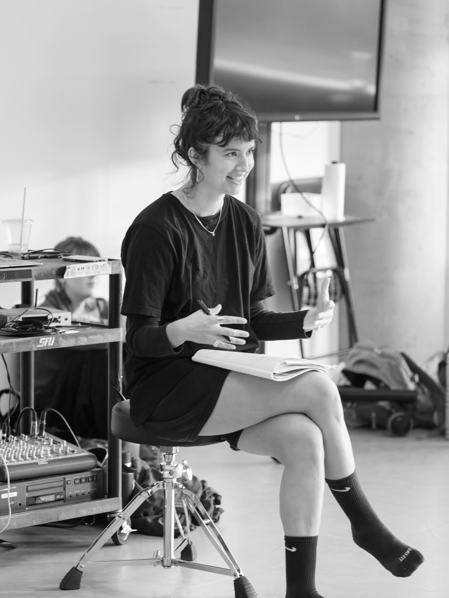 Feeling unbelievably grateful for all the moments of 2025. SO MANY people were a part of this year. Grateful for all the people who danced in space with me, held the dream in thier souls minds and bodies, who I got to witness diving and breathing. To all the people who carried me, and who let me carry, and trusted. To finding joy in all the crevices of this erupting world.
Collaborators <3
@micah__henry @nasiv @shionskye @eowynnenquist @oksanamaslechko @sarah_hutton @elizabeth.kiss @meredith.gaston @benwaters._ @shanawolfey @brianne_chan @cindykao9 @mascalldance @isakenquist @actiondistance @hearth_artsonbowen @gaillotenberg @stefannazarevich @springboarddanse @kelserella98 @hannahyounggg_ @meredith.gaston @maddieelise99 @markdiiorio @jocelynwynnn @b3lla_aldridge @livylangstein @tulia_joy @carolinacentenera @charrie.b @asiah_simone @artspringssi @antlerridgedance @sfudance @sfucontemporaryarts @lenaresidency @amanduhsum @jadechongg @mtthwtmknsn @a.ndielloyd @artsumbrelladance
Photo credits:
Photo 1 and 6 by @aidantooth
Photo 2 and 16 by Drew Graham @springboarddanse
Photo 3 by czmga
Photo 7 by Ethan Stoner
Photo 13 by @drlahye
Thank you to @canada.council @bcartscouncil @dance_west_network @hearth_artsonbowen @artspringssi @mascalldance for making this all possible