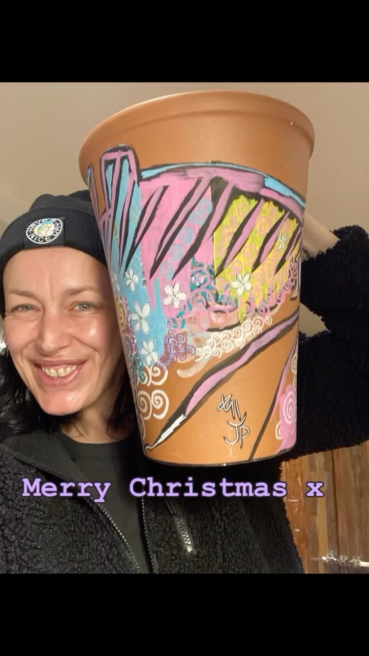 One thing I absolutely LOVE about the festive season is creating gifts for friends & family. ❤️🎄😊 I never plan what to design as I zone out & hyperfocus! I’m sure the Boy’s G’Ma won’t get bored of this one! 😝
Follow Your Dreams
JP2025 x
#Plant pot #artlife #design #christmasgiftideas