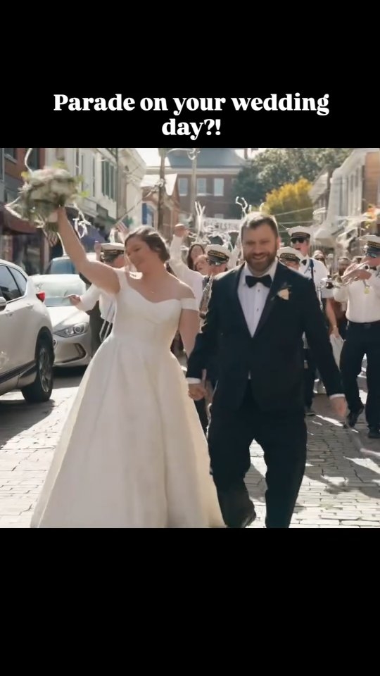 Megan and Coryon chose to travel to their wedding reception via parade! It was so cool seeing everyone cheer them on along the way ๐ฅณ๐ฅณ
Wedding Videography by Aspect Cinemas
#weddingfilm #weddinginspo #vawedding #weddingvideography