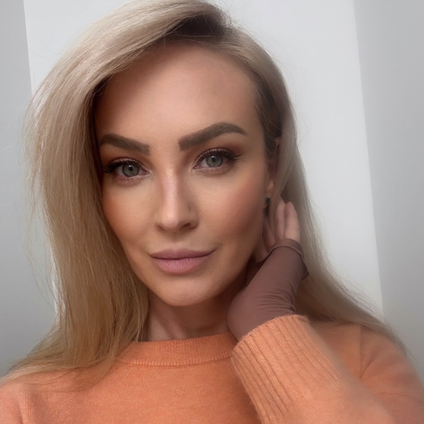 In between worlds. Making resolutions. What’s your word for 2026?
#InBetweenDays #CreativeProcess #newyearsresolution #NewYearReflection #2026