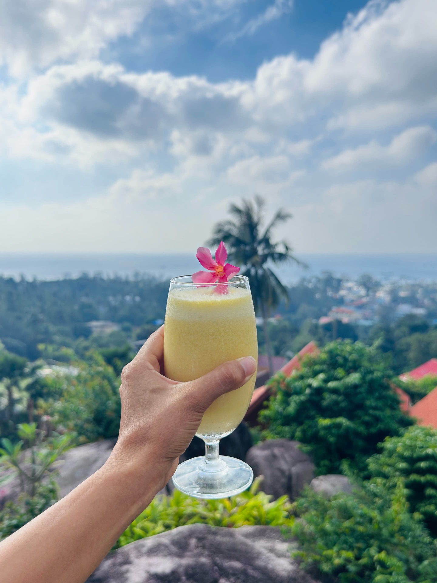 Sea views, ocean breezes, and a perfectly chilled Piña Colada — breezy days done right 🍍🍹
No wonder it’s a guest favourite!
DM or email us to reserve your spot!💬
#LuxuryVilla#KohTaoViews#honeymoondestination #DiveKohTao#Diving#ChalokBaanKao#TanoteBay#MaoBay#HaadTien#Floatingbreakfast#AoLeukBay#SecretGardenEcoPoolVillas #EcoVillas#TravelThailand#GetawayGoals #Relax #KohTao #Thailand#privatepoolvilla #MountainView #IslandLife#KohTaoBeaches#LuxuryVilla#romanticgetaways#sunsethunter#luxurytraveladvisor#seaview#sunset#privatevilla#ecofriendlyhotels#piñacolada