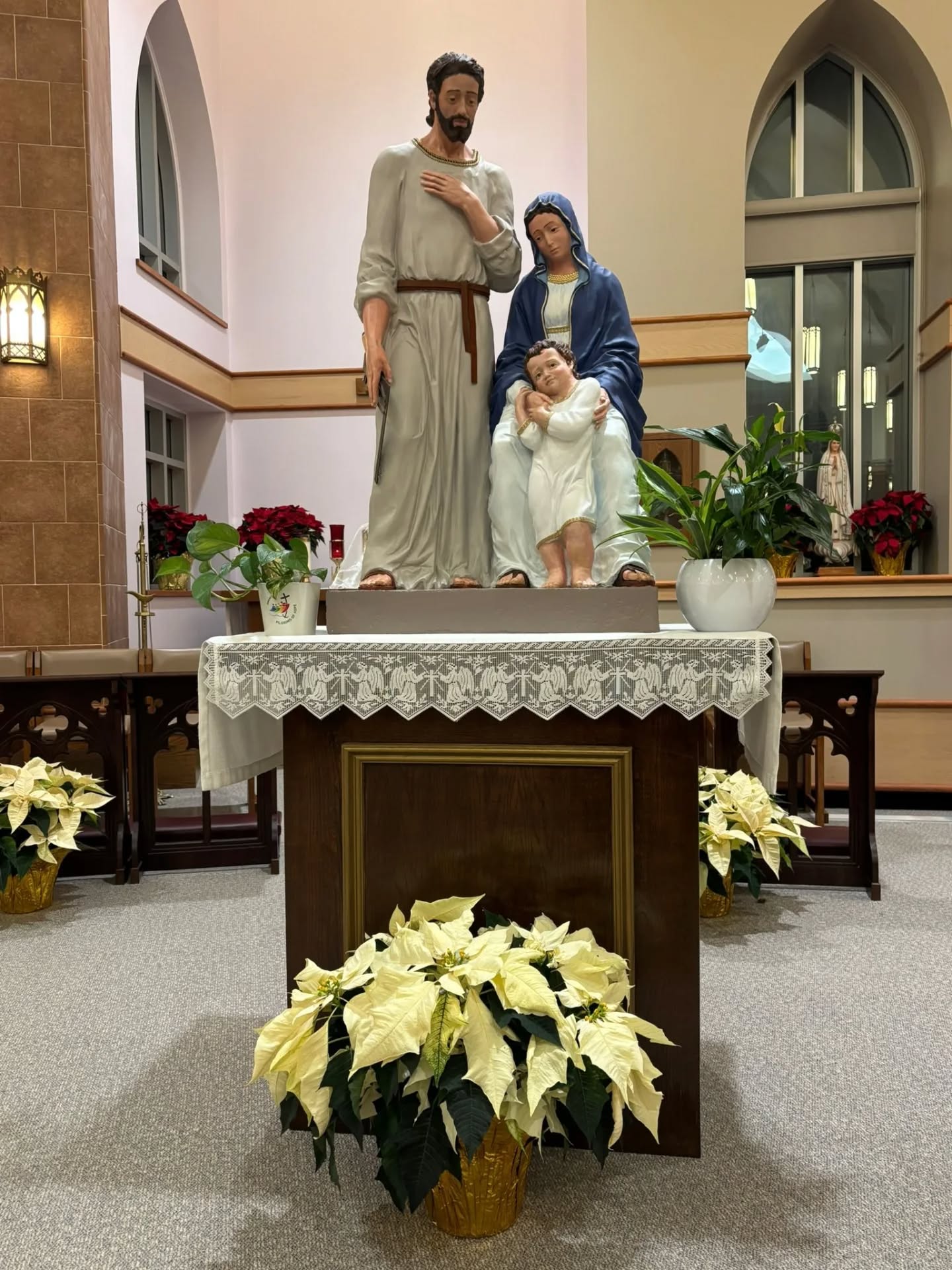 Happy Feast of the Holy Family! 😇
May the prayers and example of the Holy Family help us to love our families and everyone more and more! 🙏
"The family is, so to speak, the domestic church. In it parents should, by their word and example, be the first preachers of the faith to their children; they should encourage them in the vocation which is proper to each of them, fostering with special care vocation to a sacred state."
- Vatican II: Lumen gentium (Nov. 21, 1964), paragraph 11