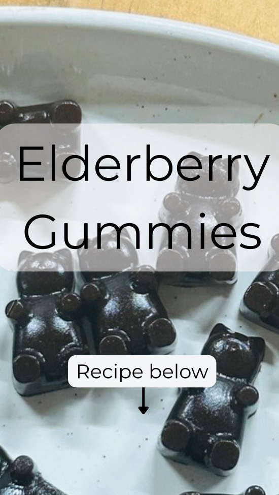 🐻🐻Elderberry gummies! Not only are these cute and fun to make, they freeze so well! Feel free to mix around immune loving herbs with the recipe! Get yourself some fun molds and start stocking some in the freezer for the winter! (if they last that long😊)
32oz of water
½ cup elderberries
¼ cup of cloves
1 star anise
1/4 tsp ground ginger
½ tsp cinnamon
8oz of raw honey
3 tbsp grass-fed gelatin
Bring to boil and simmer elderberries, cloves, ginger, anise, cinnamon in water on low for 45 minutes. Strain the berries and set aside to cool. While cooling, grab 1/4 cup of water and add 3 tbsp of gelatin. Stir until fully combined. Pour liquid gelatin into cooled pot and add the honey. Grab your molds, poor mixture into molds. Let it set in the fridge for at least 2 hours. Consume within 2 weeks or make a large batch and freeze. Enjoy!!
🔅Comment ‘Gummies” and i’ll send you another simple favorite elderberry and herbal tea gummies recipe!