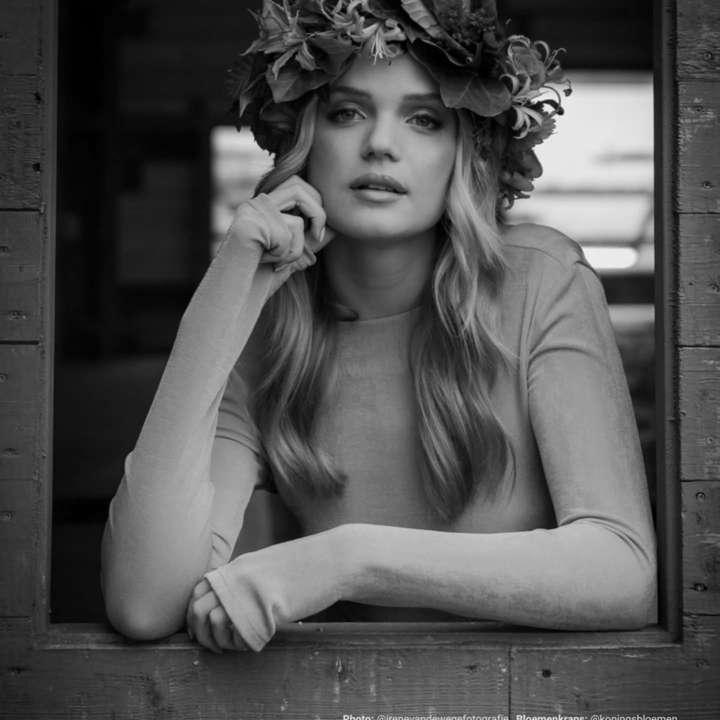 Prachtige @xbrittdenhamer met krans van @koningsbloemen tijdens event van @sterkzichtbaarevents bij @berkenhoftropicalzoo
Muah: @gwendyrooze
#modelshoot
#portretfotograafzeeland