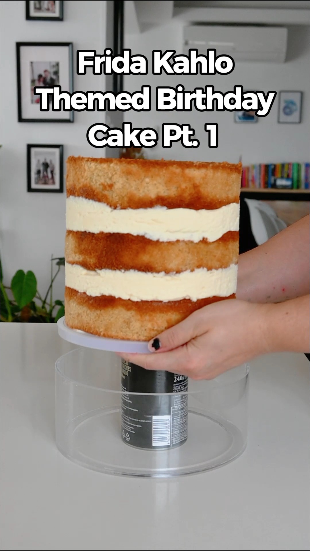 A bold cake for a bold icon 🎨🌺
Starting this Frida Kahlo-themed cake with a deep pink ganache pour over a vanilla & blueberry layer cake.
Frida never did “subtle” — and neither did this cake.
#FullFatBaking #FridaKahloCake #ArtistInspiredCake #PinkGanache #FrostForm #VanillaCake #BlueberryCake #CustomCakesCyprus #paphosbaker