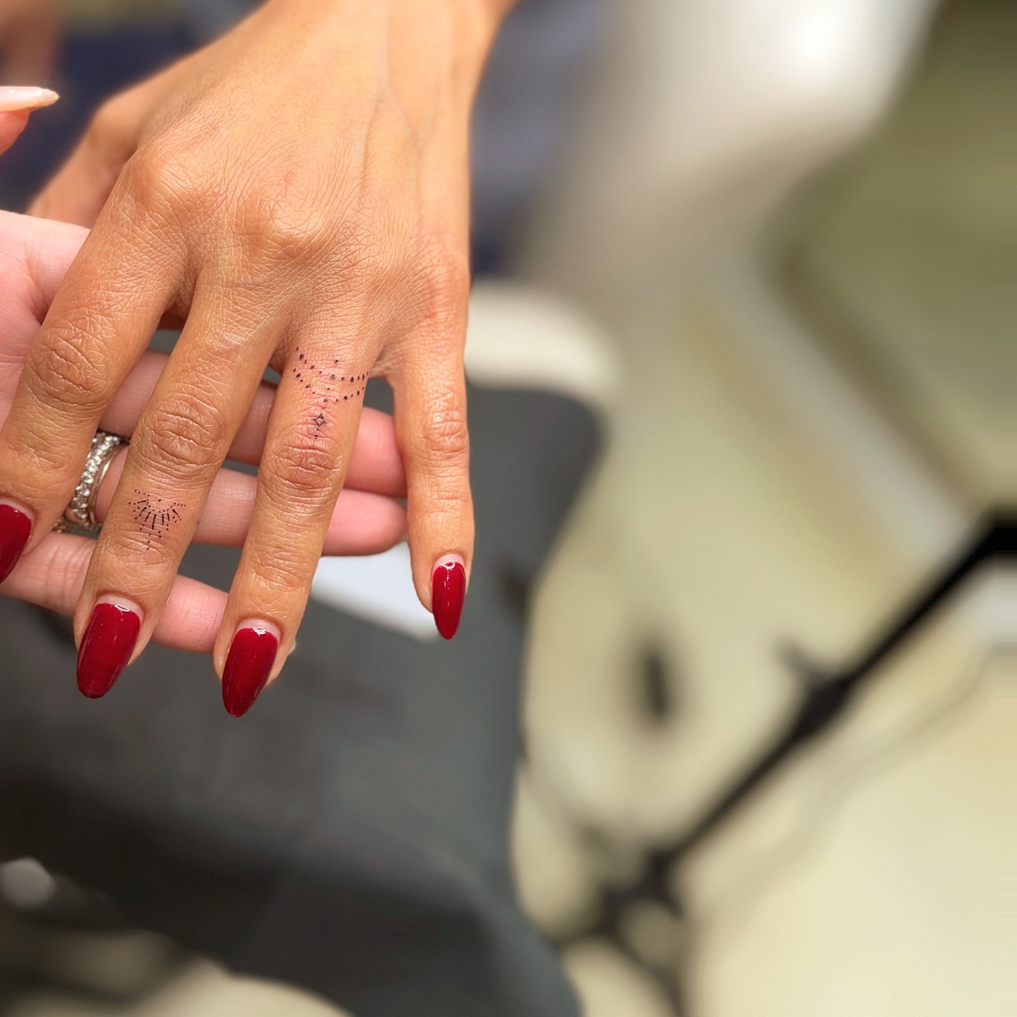 Cutesy finger tats ❤️🔥
.
.
#TinyTattoo
#SmallTattoo
#MinimalTattoo
#MicroTattoo
#DelicateTattoo
TinyInk
FineLineTattoo
SimpleTattoo
InkedMinimalism
MinimalistTattoo