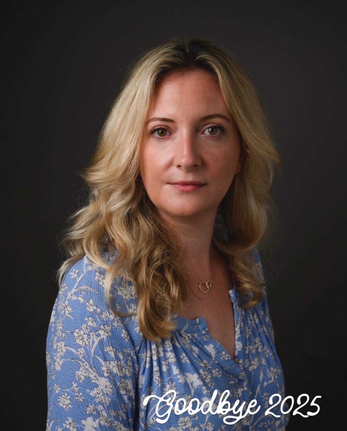 2025 👋🏼 highs and lows! The year of growth, the year of fear. I’ve faced a lot of fear - and some not necessarily by choice! I’m pleased to say, so much to be proud of.
🫶 Portrait by the brilliant @carolynmendelsohn_ for the This Is Also Motherhood exhibition in London with the @mmhalliance 💜
🫶 Starting my own business and virtual clinic. Officially a sole trader!
🫶 My precious Henry being hit by bronch (twice) and turning 1!
🫶 The best holiday with my wonderful @lucycharlottecoe 🇬🇷
🫶 Seeing and supporting friends like @charlielaunder founder of @bumpsandburpees 💓
🫶 My sweet Rupert starting reception 🥹
🫶 Being the best mum possible for my boys.
And oh so much more! These are most definitely the highlights (apart from the illness) remember, no one has it all figured out. Especially me!