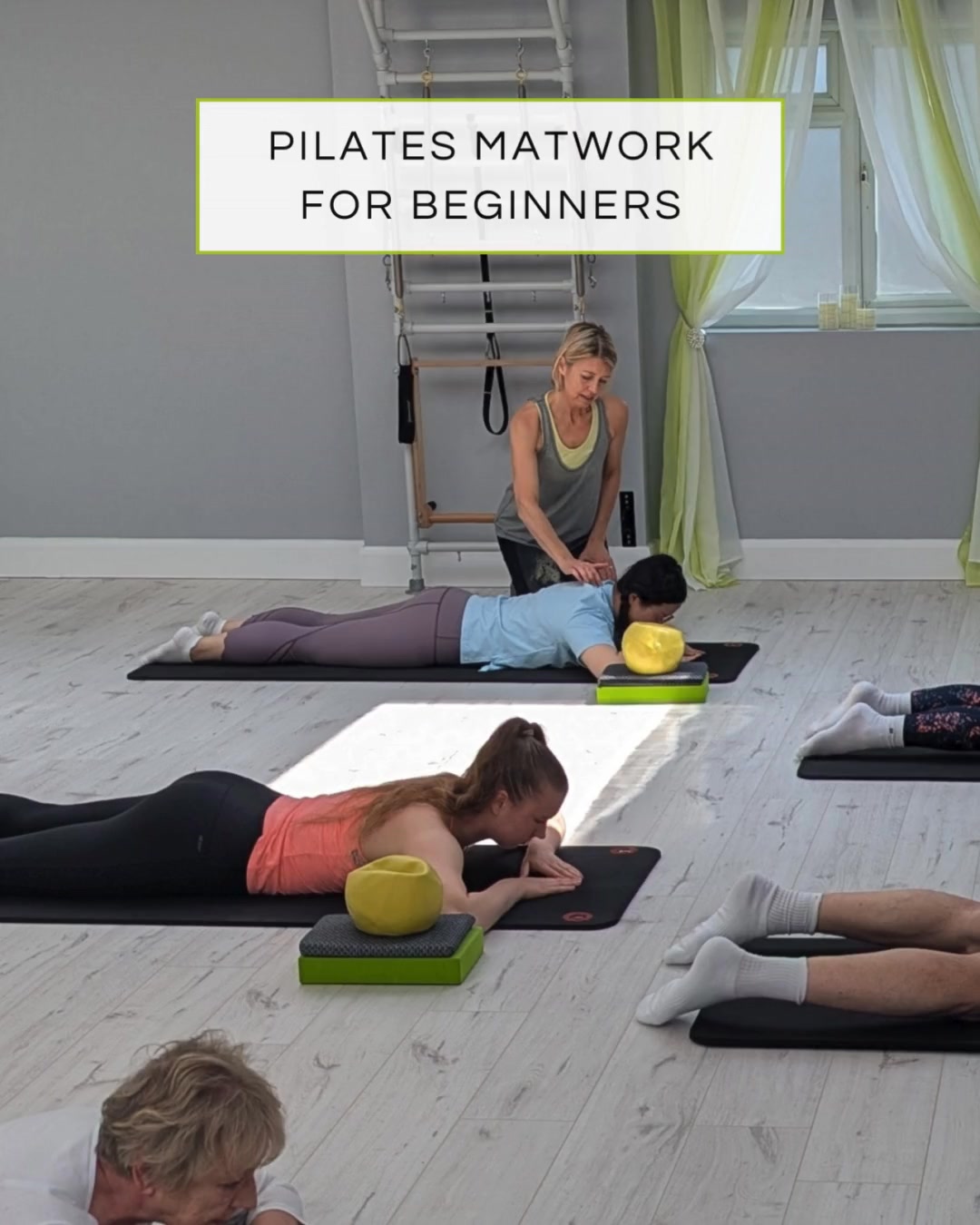 Beginner Pilates on the Mat. Short 5 week courses:
🤩Mondays 10.15 starts 5th Jan
🤩Mondays 18.15 starts 5th Jan
🤩Sat 09.15 Men Only FULL
🤩Sundays 10.30 starts 18th Jan
🤩Fridays 09.15 starts 27th Feb
#smallgrouppilates #pilatesforbackpain #corestability #beginnerpilates #pilatesmatwork #beginnerpilatesmat