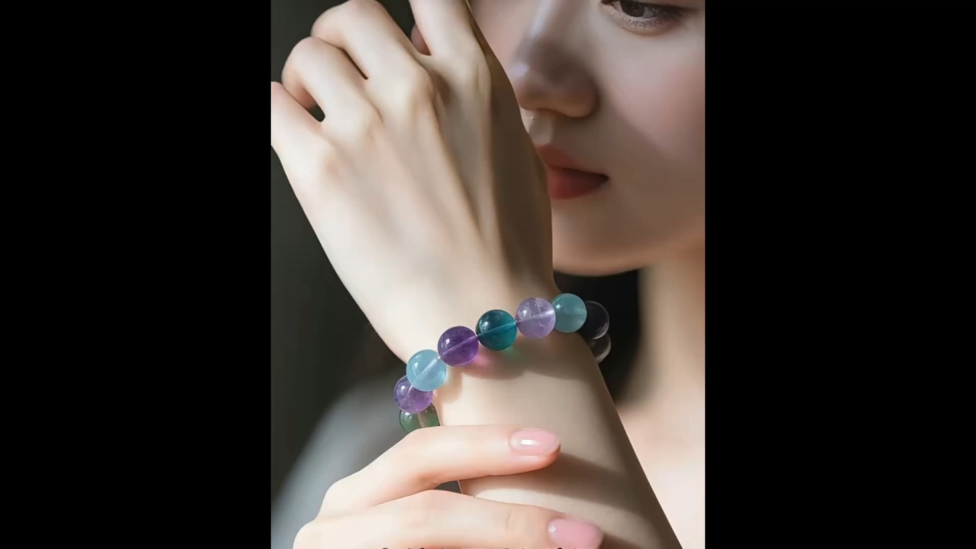Thank you for an amazing 2025!
Get ready - new styles are coming in 2026.
The language of natural crystals | by BlingImpress
Email : sales@blingimpress.com
