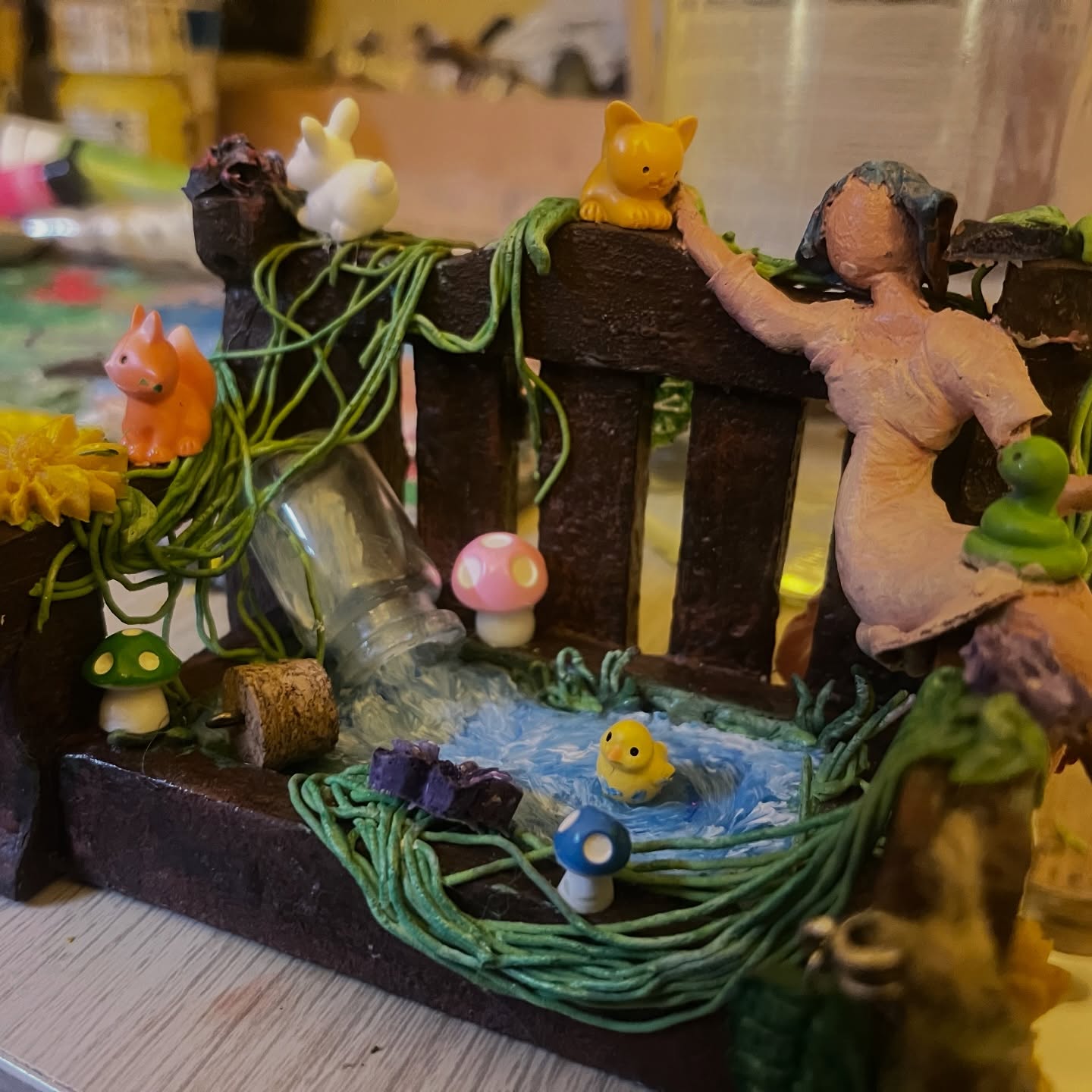 One day, some stumbled upon a miniature magical beach and it was brought to me!
Then, I heard it! It whispering a story in the silence … ✨
#miniature #dnd #enchanted
