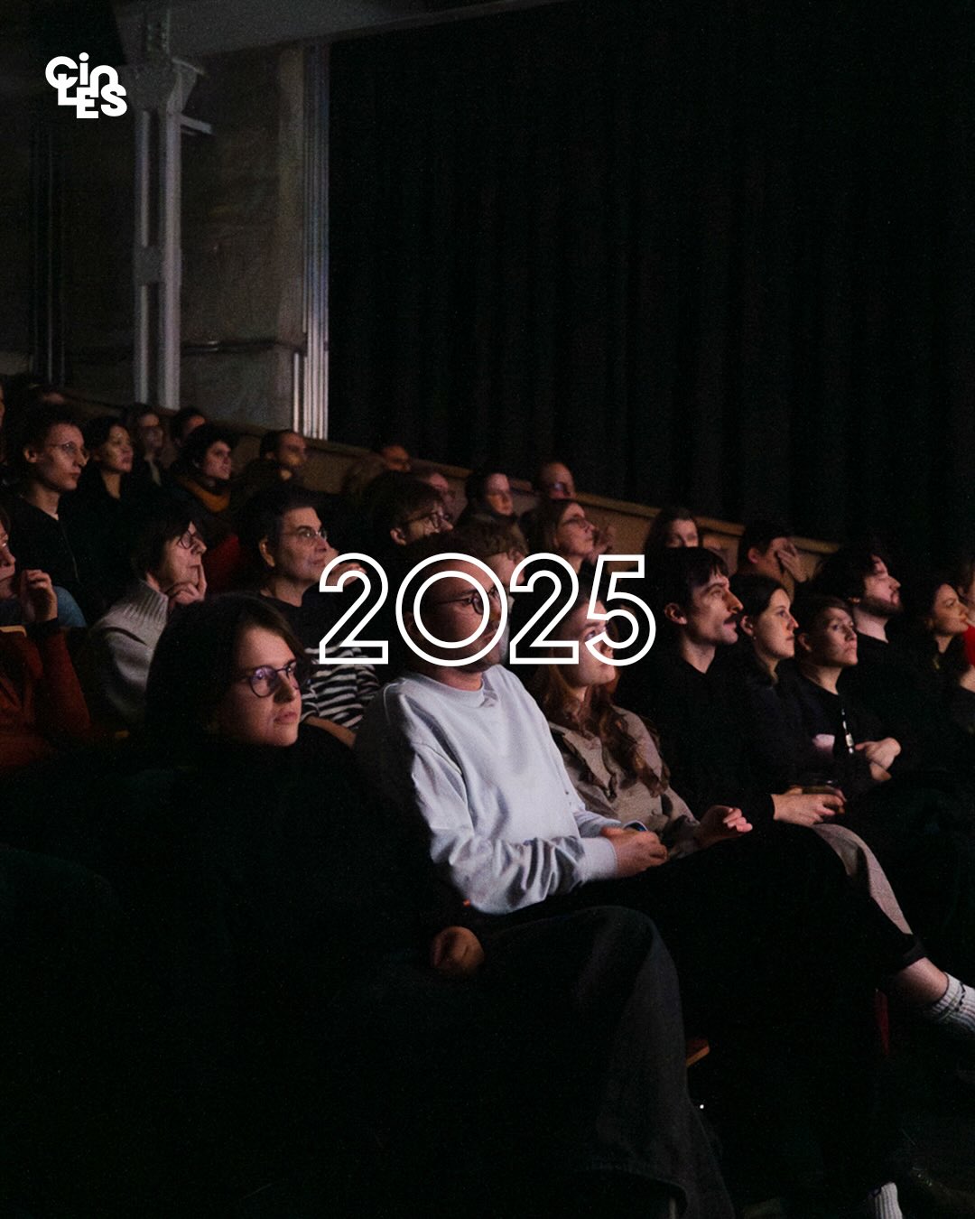 โจ ๐๐ถ๐๐๐ก๐ฆ ๐ฎ๐ฌ๐ฎ๐ฑ โ ๐ฌ๐ฒ๐ฎ๐ฟ ๐ถ๐ป ๐ฅ๐ฒ๐๐ถ๐ฒ๐ โจ
As 2025 comes to a close, we look back on a year shaped by continuity, resonance, and collective presence.
Throughout the year, all CiLENS programs were made possible with the generous support of the ๐๐ฒ๐ฟ๐น๐ถ๐ป ๐ฆ๐ฒ๐ป๐ฎ๐๐ฒ ๐๐ฒ๐ฝ๐ฎ๐ฟ๐๐บ๐ฒ๐ป๐ ๐ณ๐ผ๐ฟ ๐๐๐น๐๐๐ฟ๐ฒ ๐ฎ๐ป๐ฑ ๐ฆ๐ผ๐ฐ๐ถ๐ฎ๐น ๐๐ผ๐ต๐ฒ๐๐ถ๐ผ๐ป @senkultgz . Their funding enabled a full year of screenings, festivals, and community-based cultural work โ and we are deeply grateful.
-
โจ ๐๐๐๐ ๐๐ข๐ ๐ก๐ฅ๐ข๐ ๐ก๐ญ๐ฌ
We opened the year with a ๐๐ต๐ถ๐ป๐ฒ๐๐ฒ ๐ก๐ฒ๐ ๐ฌ๐ฒ๐ฎ๐ฟ ๐ฝ๐ฟ๐ผ๐ด๐ฟ๐ฎ๐บ in collaboration with @sinematranstopia , combining film screenings, Mahjong, karaoke, and shared meals across five days.
In April, ๐ฃ๐น๐๐บ ๐ฅ๐ฎ๐ถ๐ป ๐ ๐๐ฟ๐บ๐๐ฟ๐ returned to @sinematranstopia with a poetic revisit of classic films, with multiple screenings reaching full capacity.
June marked a high point with ๐ข๐ฝ๐ฒ๐ป-๐๐ถ๐ฟ ๐๐ต๐ถ๐ป๐ฒ๐๐ฒ ๐๐ถ๐น๐บ ๐ก๐ถ๐ด๐ต๐๐ #3 in collaboration with @thefeuerlecollection , bringing together cinema, live performances, curated tea, and a late-night party with @jiala_jiala across two sold-out nights.
In July, the 2nd edition of ๐๐๐ถ๐ฎ๐ป ๐ค๐๐ฒ๐ฒ๐ฟ๐ ๐ฅ๐ฒ๐๐ป๐ถ๐๐ฒ๐ฑ, co-presented with @sinematranstopia, welcomed over ๐๐๐ participants across screenings, workshops, and conversations.
August unfolded through an intimate ๐ฆ๐๐บ๐บ๐ฒ๐ฟ ๐ฃ๐ผ๐ฝ-๐จ๐ฝ ๐ง๐ฒ๐ฎ๐ต๐ผ๐๐๐ฒ with @cspaceberlin and the ๐ฐ๐๐ต ๐๐ฒ๐ฟ๐น๐ถ๐ป ๐
๐๐ต๐ฒ๐ป๐ด๐ฑ๐ ยท ๐ฆ๐ถ๐ฐ๐ต๐๐ฎ๐ป๐ฎ๐๐ถ๐ผ๐ป๐๐ต๐ถ๐ฝ with @zku.berlin , welcoming over 300 audience members to a fully booked cinema.
We closed the year with the ๐ฐ๐๐ต ๐๐ป๐ฑ๐ถ๐ฒ ๐๐ต๐ถ๐ป๐ฒ๐๐ฒ ๐๐ถ๐ป๐ฒ๐บ๐ฎ ๐ช๐ฒ๐ฒ๐ธ (๐๐๐๐ช) at @moviemento , welcoming more than ๐ณ๐ฌ๐ฌ audience members over four days of sold-out screenings and conversations.
-
๐ซ ๐๐จ๐จ๐ค๐ข๐ง๐ ๐๐ก๐๐๐
As our funding landscape evolves, CiLENS continues as an independent, collaborative platform rooted in care, openness, and long-term relationships.
Thank you to everyone who made this year what it was.
See you in 2026 with CiLENS.