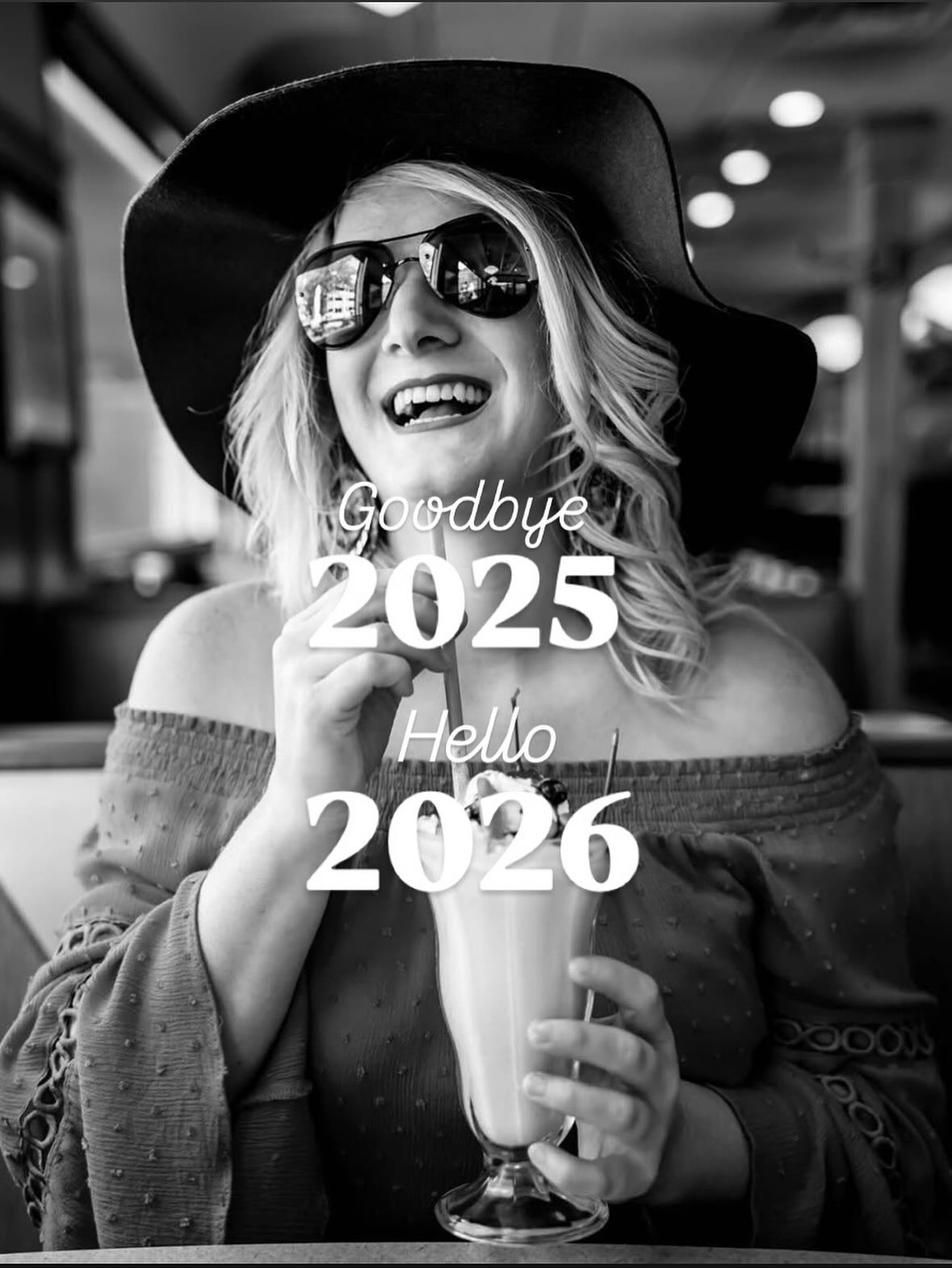 2025 wasn’t about how full my calendar was, but rather slowing the pace, enjoying motherhood, and soaking in every fleeting moment with my girl🎀. It changed how I hold memories and taught me the art of storytelling (the very moments I fell in love with photographing).
My biggest key take away from 2025 was that life doesn’t need to be rushed to be meaningful.
✨I’m entering 2026 with a full heart, fresh perspective, and so much gratitude. Here’s to a new year, celebrating stories worth documenting, and creating with intention.✨
#midwestweddingphotographer #midwestweddings #southdakotaphtographer #engagementphotoshoot #siouxfallsbride #minnesotabride #weddingphotographer #minnesotaweddingphotographer #southdakotaweddingphotographer
#wfhm #motherhood #enjoyingmotherhood