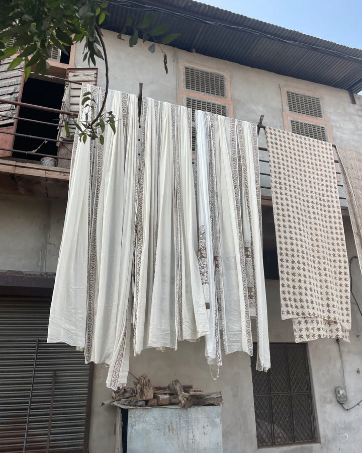 From time spent in the block-printing studios and sourcing fabrics directly from the artisans, to designing each item with care. 💛
Thankful for all the connections, the artisans, and the creations we made this year and super excited for all that’s coming in the new year.