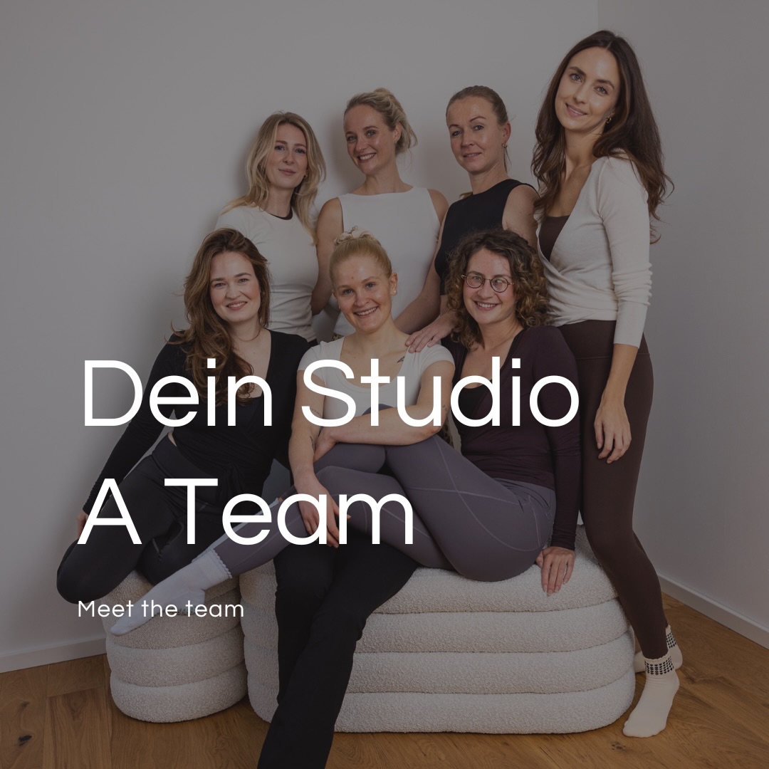Meet the Studio A Team 🩶
Jede Trainerin verbindet ihre persönliche Leidenschaft mit unserem ganz speziellen Studio-A-Stil, um jede Stunde für dich zu einem besonderen Erlebnis zu machen!
#pilates #reformerpilates #modernpilates #yoga #pilatesinstructor
Foto @laura_korte_fotografie @lk_marketingcontentcreation