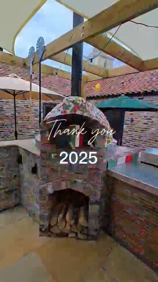 💛🍕Thank you for an incredible 2025🍕💛
As the year comes to a close, we just want to say a huge thank you to every single person who supported Mam! Ah’m ’ere! this year. From our first courtyard pizzas to everything that followed, you’ve made 2025 truly unforgettable 🎉
We hope you’ve all had a wonderful Christmas filled with good food, good company, and full bellies. As we head into 2026, we wish you all a very happy, healthy, and prosperous New Year ✨
Next year is shaping up to be something really special for Mam! Ah’m ’ere! and we can’t wait to share the next chapter, and our passion for great food, with all of you 😁
Here’s to new beginnings, big dreams, and plenty more pizza ❤️🍕
Happy New Year from all of us at Mam! Ah’m ’ere!
#Mamahmere #pizzeria #eastyorkshire #stonebakedpizza #pizzalife #hulleats
