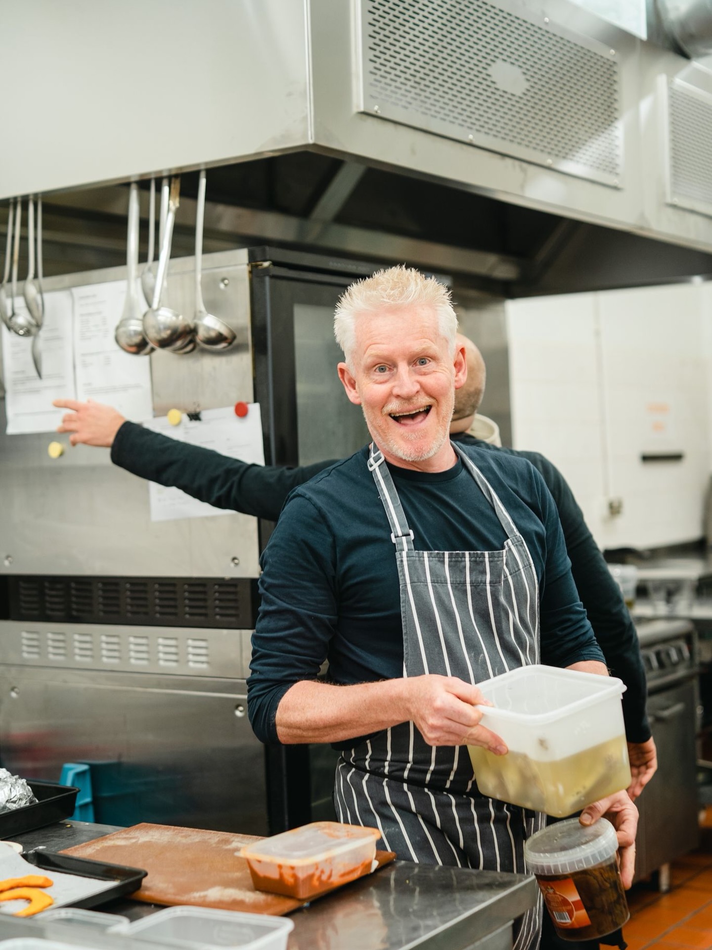 Yesterday we celebrated the life of one of the greatest chefs, Rob.
Rob was an integral part of our team bringing a wealth of knowledge, experience and warmth to our kitchen. He always found the light in every situation and was able to give the best advice right down to the grams of wastage in a carrot. His cheerful kitchen stories, shared at just the right moment, had a way of lifting everyone’s spirits. We will forever cherish those memories and tales.
We have not only lost an incredible chef, but a dear friend. The kitchen feels far emptier without his big, welcoming smile.
Rob’s legacy will live on at Pinkerton’s and we will continue to honour him in all that we do.
For now, our thoughts are with Rob’s family and loved ones during this incredibly difficult time. The Edinburgh hospitality scene has lost one of the greatest there was.
Rest easy, King of spec sheets 💙