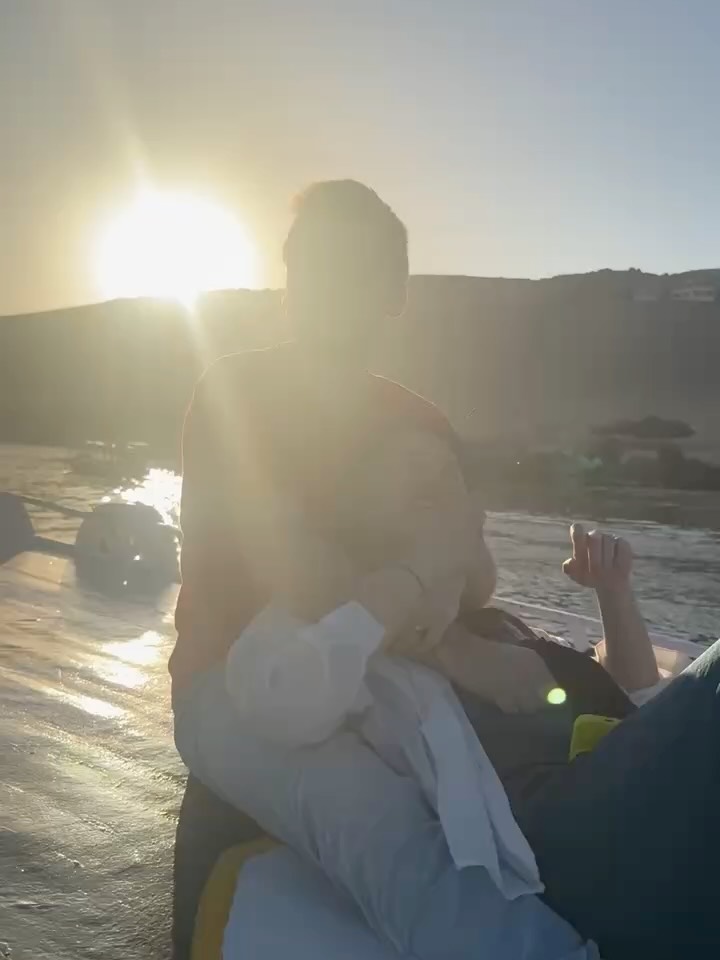 2025 took me down to my knees
in the most beautiful, inexplicable way.
It ripped every artifice from my being, every particle of dust in my vision, and it showed me… truth: who I really am, and who we really are together.
2025 also showed me a form of peace that I didn’t know possible, a space of surrender, silence and solitude within that was actually, the highest form of love, connection and divinity.
I have called the deepest of soul friends, I have been delivered wild opportunities for mission, I have experienced some insane godly manifestations come to life. I have fallen deeper in love, I have fallen deeper in passion, I have fallen deeper into the light of the universe.
Eyes closed, lying in the waters of the Sahara desert, heat on my skin, I feel the force of the sun pulling me high into the sky…
I see you, 2026.
Show us how good it can get ❤️🪽
Show us the path of the sun, the path of a New Earth orbiting one year round.
This is my promise, to follow in service.
Thank you, thank you, thank you for being a part of my world and community. I can’t wait to see where we go in this next season 🪐