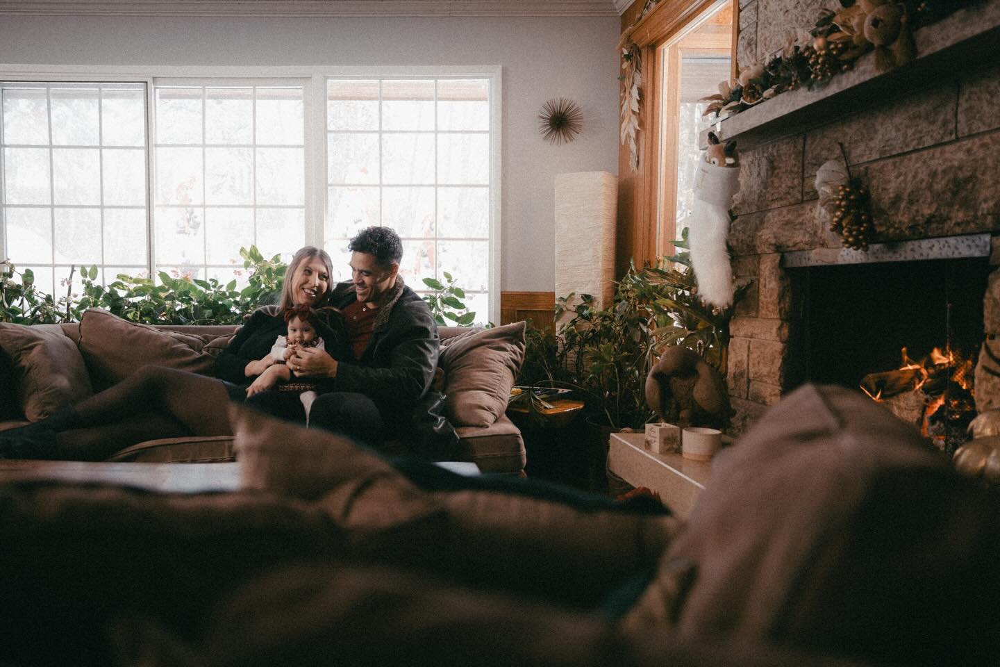 Itโs always such an honor to come back years after someoneโs wedding to also capture their growing family ๐ฅน๐ญ #edmontonfamilyphotographer #yegphotographer