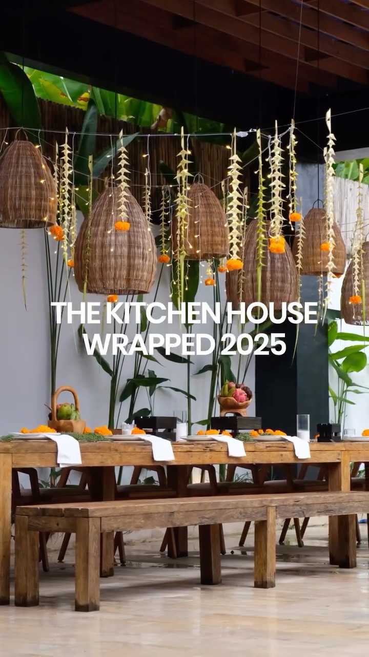 2025, you were big 🧡
From weddings and retreats to birthday tables, corperate lunches and late-night pack-downs, this year reminded us why we love what we do.
Feeding people well, creating beautiful moments with delicious food, and being trusted to make food for some of people biggest days of their life 🥰
Thank you to every couple, family, planner and venue who welcomed us into their celebrations.
Here’s to more flavour, more stories, and more beautiful tables in 2026 ✨
xxxx
The Kitchen House