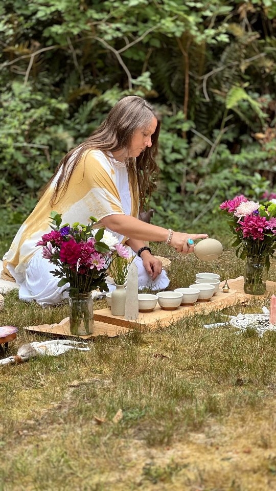 Such a blessed year full of abundance, love and soooo much magic. Reflecting on all of these incredible moments (and more) in ceremony and ritual alongside all of the hearts and souls I've been touched by. So much healing, growth and expansion!
Feeling immense gratitude in my heart at how I get to move through this world. Enjoy this little time capsule from 2025 in my world.