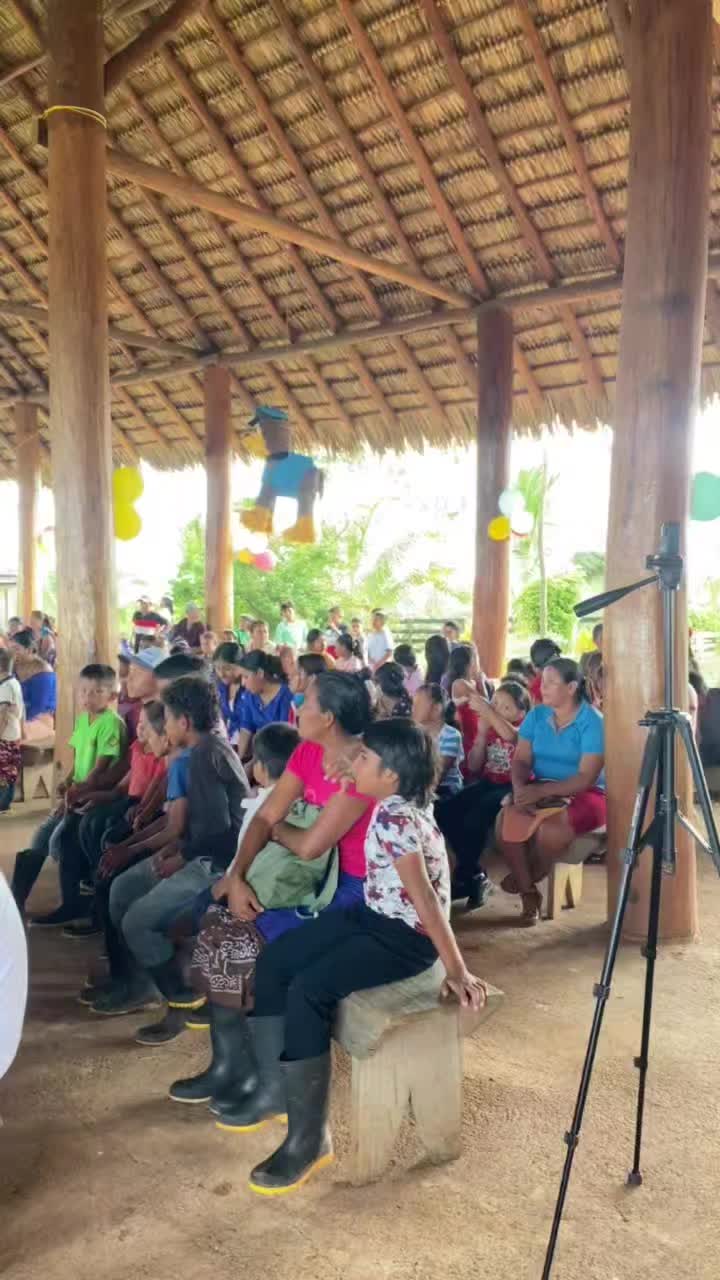 ๐โจ Christmas Celebration ๐โจ
Thanks to YOU, we celebrated Jesus' birth with 450 people! ๐๐ Piรฑatas, toys, food, and a special treat: MARIMBA ๐ถ๐ณ๐ฎ (a cultural treasure of Nicaragua, experienced LIVE for the first time in this region - before, only seen in videos!)
Jesus is the greatest source of joy ๐ค
Grateful for volunteers who reflected Jesus' love in action ๐โค๏ธ
#Christmas #Jesus #Nicaragua #Marimba #Volunteers