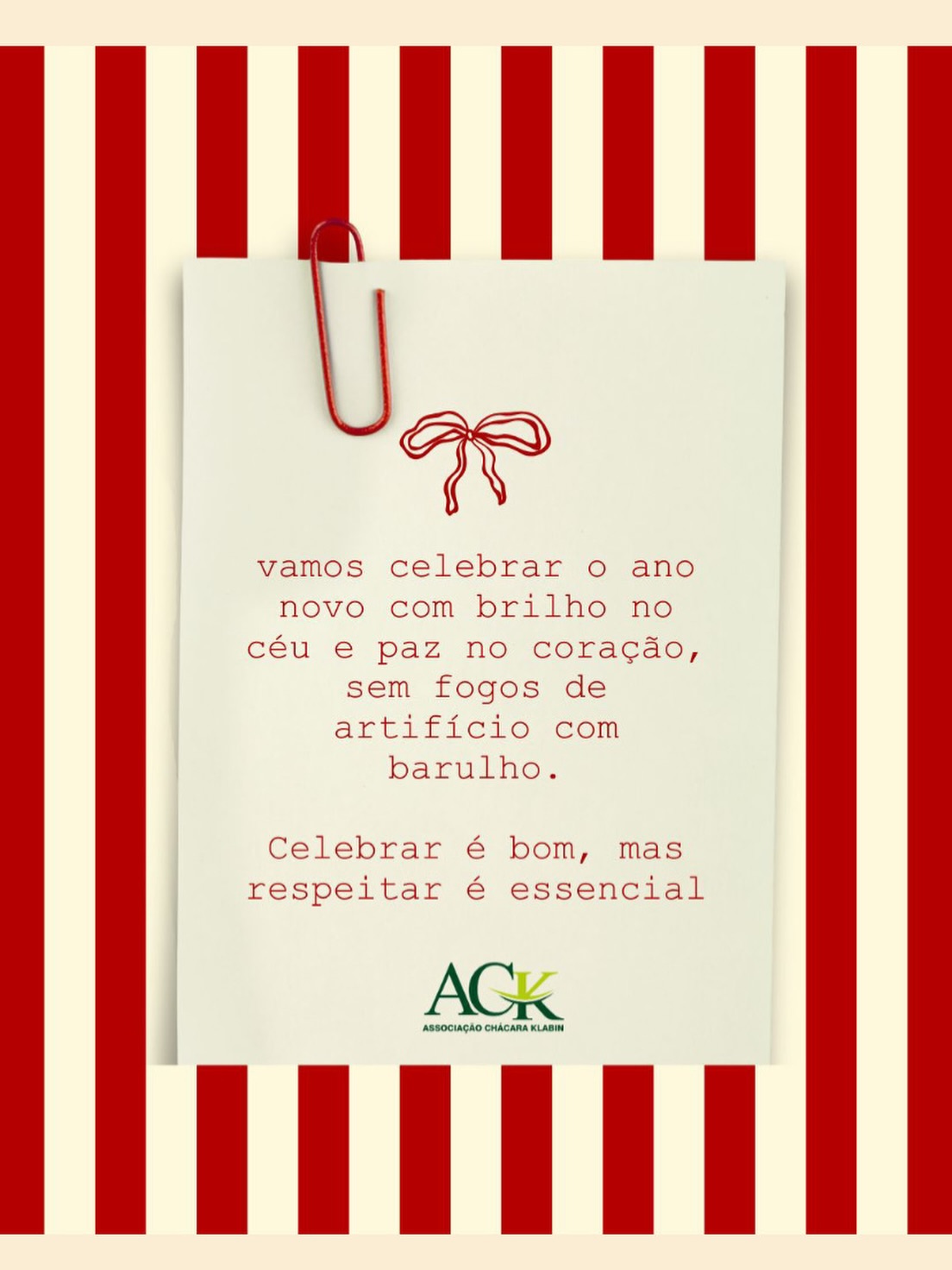 Celebrar com empatia é o melhor jeito de começar o ano! ✨
À medida que nos preparamos para receber o novo ano, nós, da Associação Chácara Klabin, gostaríamos de convidar todos os vizinhos para uma reflexão especial.
Sabemos que o brilho da festa é contagiante, mas para muitos moradores do nosso bairro, o barulho dos fogos de artifício não é motivo de alegria.
Idosos, pessoas autistas, vizinhos em recuperação de saúde e nossos queridos pets sofrem profundamente com o impacto sonoro das explosões. O que para alguns dura poucos segundos, para eles pode significar horas de medo, ansiedade e desconforto físico.
Neste Réveillon, vamos escolher a harmonia!
Podemos celebrar a vida, os novos ciclos e a união com muita luz, música e sorrisos, deixando de lado os fogos com estampido. Que o nosso barulho seja apenas o dos brindes e dos abraços.
Vamos fazer da Chácara Klabin um exemplo de acolhimento e respeito ao próximo.
Desejamos a todos um 2026 repleto de paz e luz! 🥂💛
#ChacaraKlabin #VilaMariana #AnoNovoInclusivo #SemFogos #Respeito #BemEstarAnimal #Inclusão #VizinhosDoKlabin #ReveillonConsciente