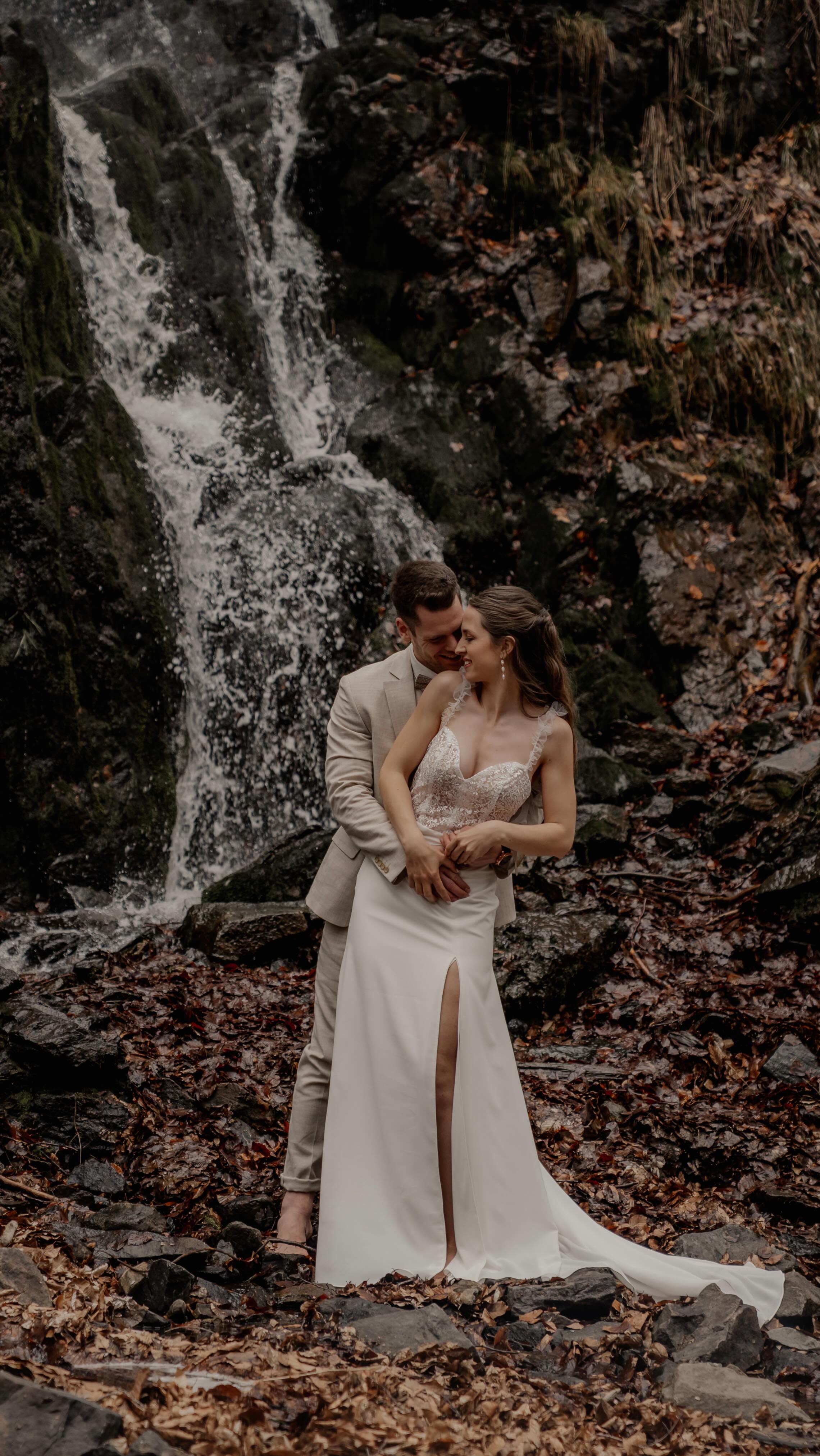 THANK YOU 2025✨
A year full of stories, quiet moments, big emotions and everything in between.
I am endlessly grateful for every single story I was trusted to capture, for every person I had the privilege to meet and for every heart that believed in my work. 🤍
#recap #weddingphotography #couplephotography