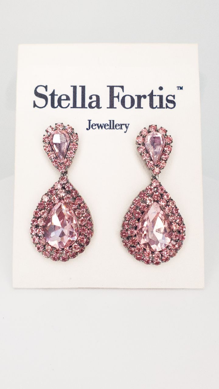 Stella Fortis™ Özel Gün Serisi Küpe 🩷
#Amazon
#HepsiBurada
#Trendyol
https://www.stellafortis.com.tr/