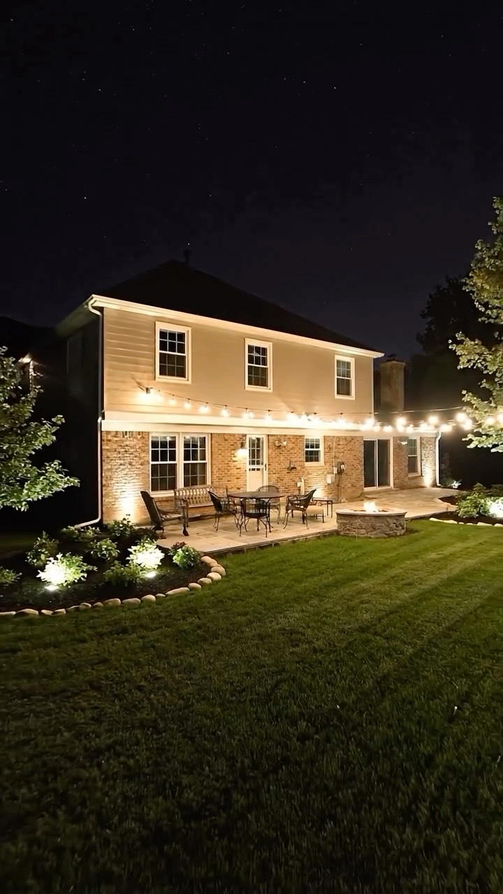 Create a cozy outdoor living space for friends and family.