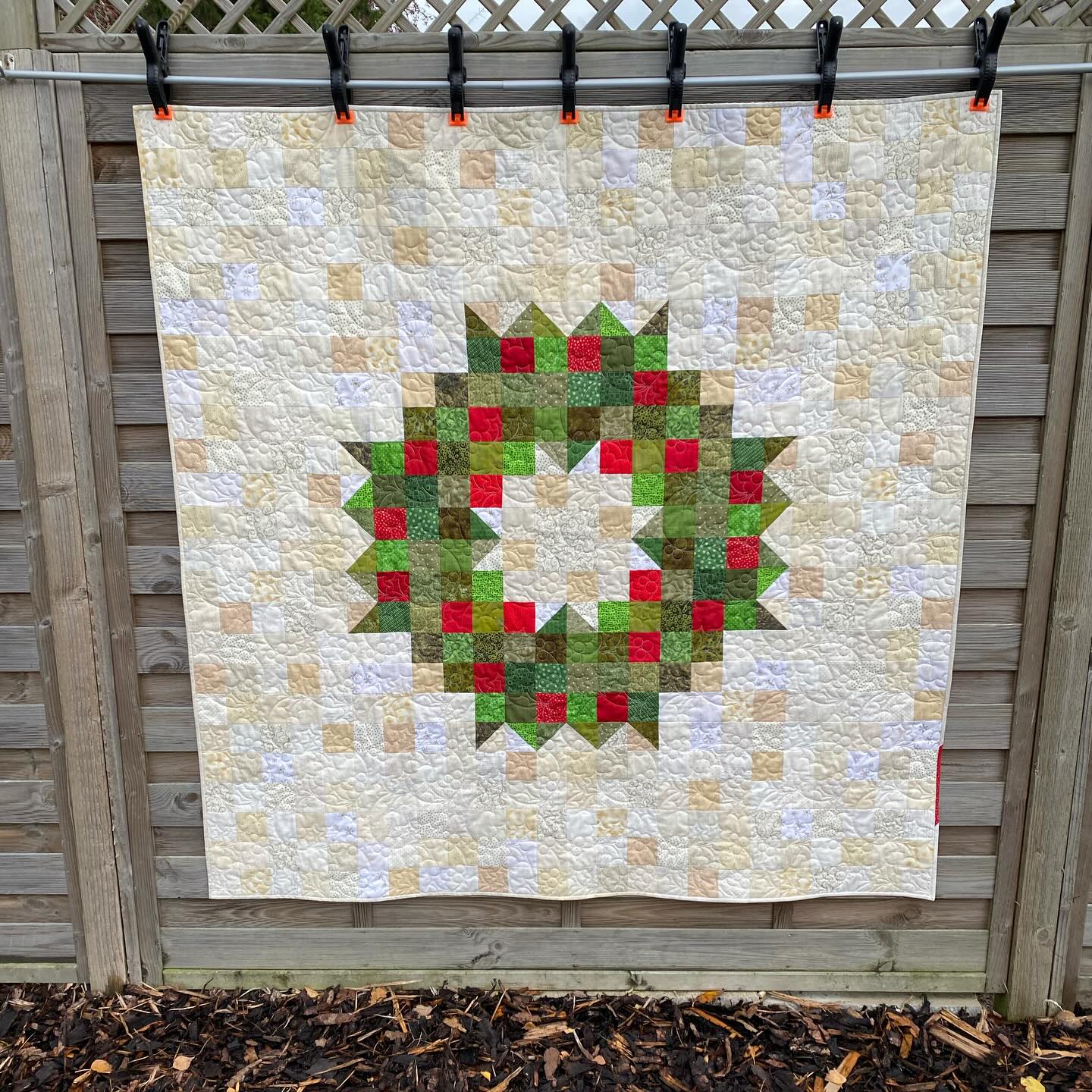 And a final couple of finishes for 2025 ….
First up finish number 9 is my Christmas Wreath quilt - which I absolutely love ❤️. This has been in my head for quite a few years, with all the fabric pulled and in a container for several of those!
The opportunity to actually start it came in October when I was going on retreat and needed something to make. Whilst I certainly didn’t *need* to start a new project, most of my WIPs need me to think when I’m working on them and for retreat sewing I thought squares and HSTs would work much better.
It did, but only once I’d got past the laying it all out in a random/but not totally random way 🤣🤣🤣
Pieced on retreat on my @janomeuk 9480 and quilted soon after getting back in my @handiquilter Amara and then straight onto the bed …. matching cushion cover should have joined it but instead will be a WIP carried over in to 2026!!
#cutandalterfinish2025 #cutandalterfinish #cutandalterdesigns #patchwork #quilt #handiquilteramara #longarmquilting #longarmquiltinguk #prostitcher #janomemakes #handmadehome #wreath #christmaswreath #handmadeholidays #christmasquilt #scrappyquilt