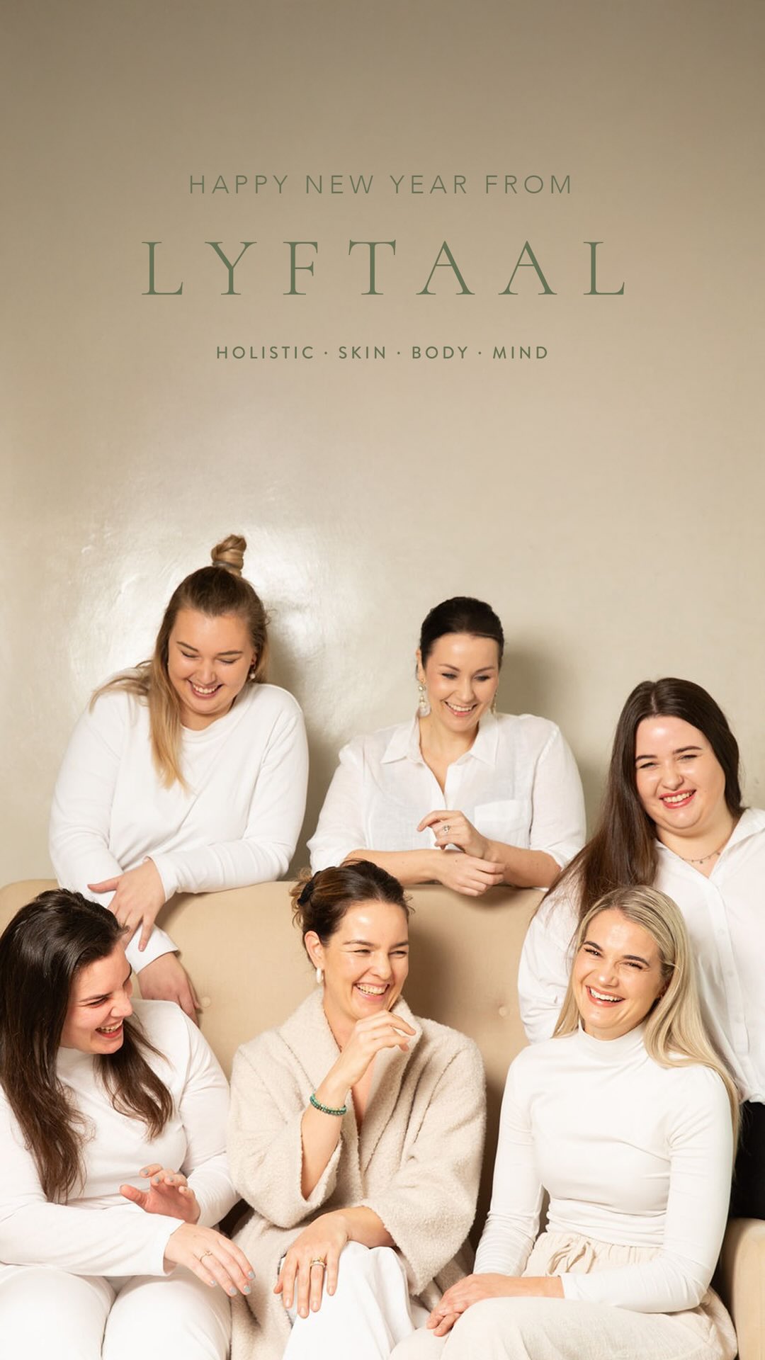 We’re stepping into 2026 with this wish for you:
that you find your way back to what’s real; in your body, in your breath, in your day-to-day.
More presence than pressure.
More real moments than rushed ones.
More space to come back to yourself, even on ordinary days.
Happy New Year from Lyftaal 🌿🤍
#Lyftaal #NewYear