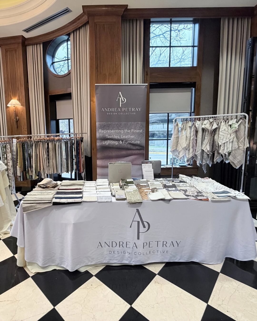 Closing out 2025 with one of my favorite highlights 🤍
So grateful for the Michigan design community and the conversations that made this popup such a great one. Already looking ahead to more in 2026!
🥂🎊🍾
#designpopup
#interiordesigncommunity
#midwestdesign
#designreps
#textilesandfinishes