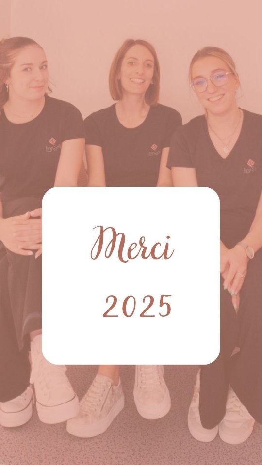 Merci 2025 ❤️
Une année intense, remplie de soins, de sourires, de rires, de moments de bien-être et de belles énergies partagées.
Merci pour votre confiance, votre fidélité et tous ces instants précieux.
Un immense merci à Charlotte et Maëlyss, pour leur présence, leur accompagnement au quotidien dans l'aventure de l'institut et tous ces moments de fou rire.🙏❤️
Prêt(es) a continuer cette belle aventure avec vous et à créer encore de nombreux moments de bien-etre et de partage ensemble .
Avec toute ma gratitude 🙏😍
( PS: On vous a mis quelques clichés qui montrent notre sérieux sans être sérieuses 😅 Qu'en pensez-vous ? )
#merci2025 #institutlinnsae #saintmathurin #lessablesdolonne #lesachards
--------------
Spécialiste des massages intuitifs, soins du visage bio et beauté holistique.
À Saint-Mathurin, tout près des Sables-d’Olonne, pour prendre soin de vous naturellement.