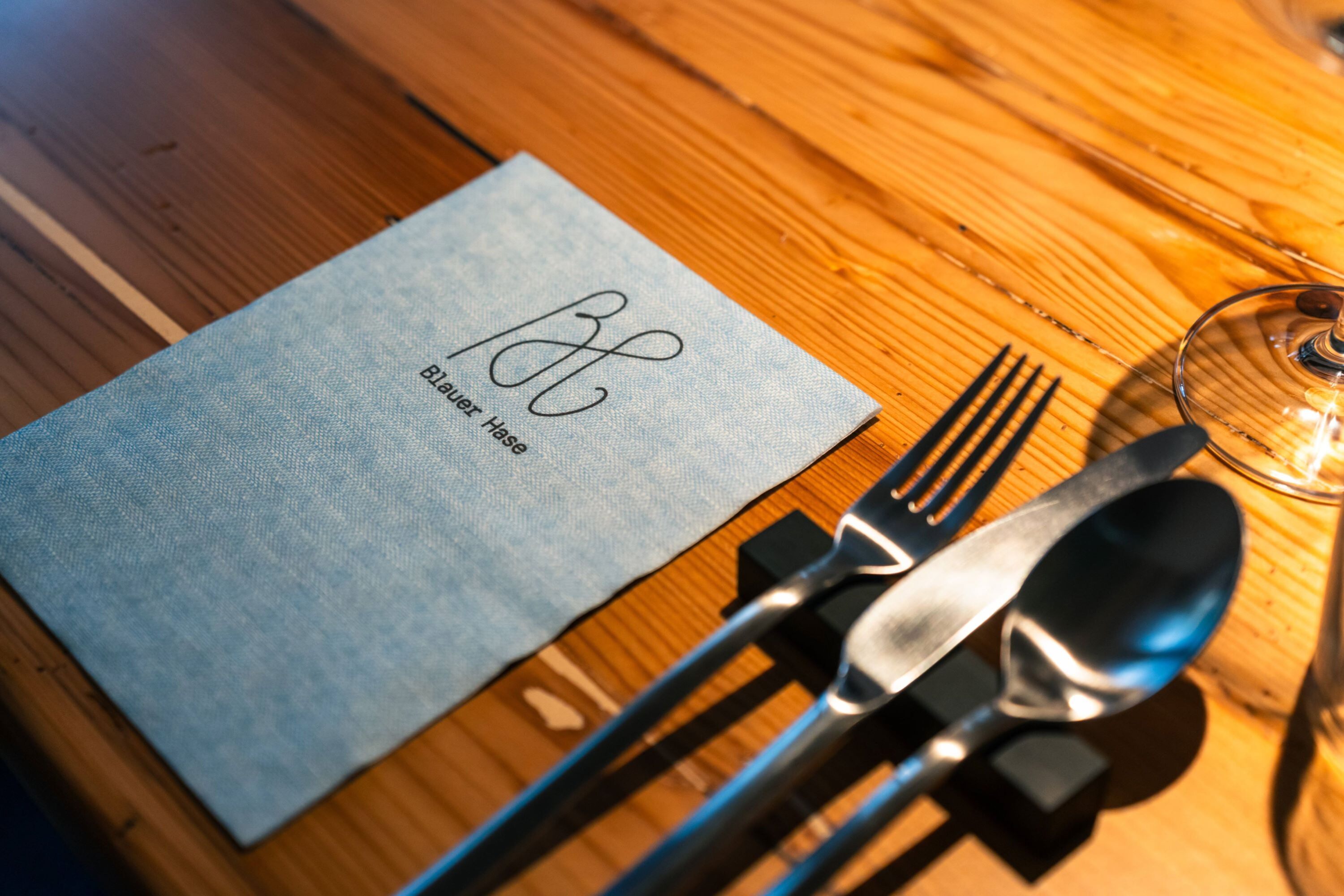 Danke für den tollen Start in 2025!
Wir freuen uns über jeden Besuch und über all die schönen Momente, die wir bisher im Blauen Hasen mit euch erleben durften.
Danke für euer Vertrauen – wir freuen uns auf alles, was noch kommt! 💙🐇
.
.
.
#VielenDank #MomenteDieBleiben #BlauerHaseSagtDanke #BlauerHase #EssenInImmenstadt #WirFreuenUns