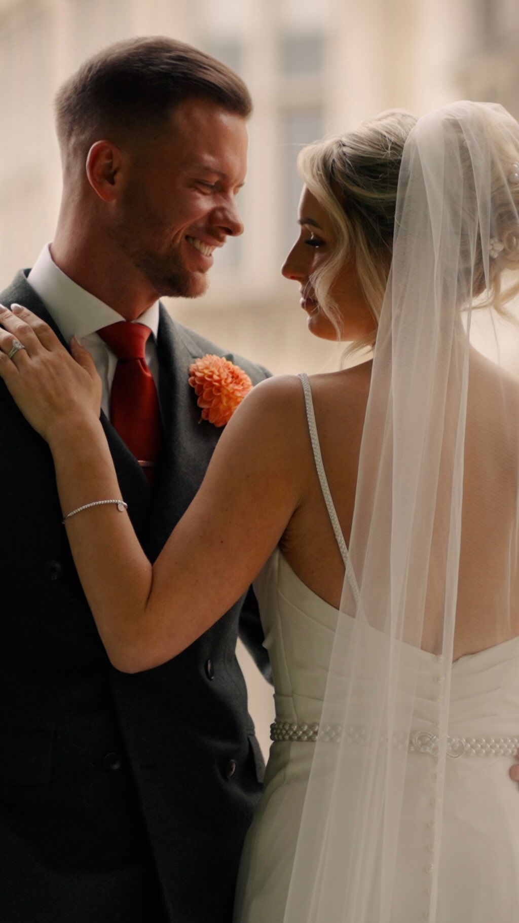 ✨Mr & Mrs Kelly✨
@erinkelly11.11 & @kingkelly85
@ashridgehouse @momento_media @camillajoyphotography @augustaflorals @toastmasterjango @chloegracebridal @mybigdayeventshertfordshire