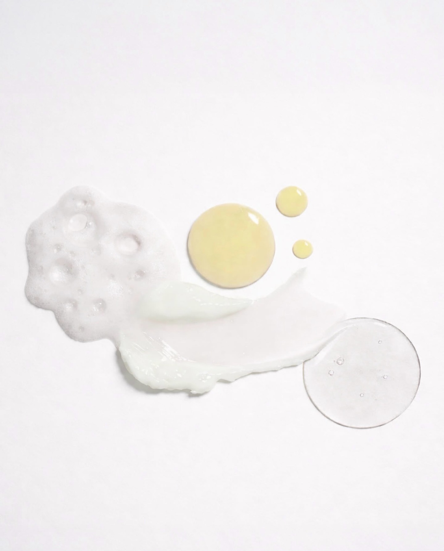 Alles, was Ihre Haut braucht. 💙
Eine perfekte Skincare-Routine beginnt mit der richtigen Auswahl und endet mit sichtbaren Ergebnissen. Von sanften Cleansers über hochwirksame Seren bis hin zu pflegenden Cremes: In unserem Sortiment finden Sie alles, was Ihre Haut täglich braucht.
Wirksam. Durchdacht. Aufeinander abgestimmt.
✨ Für eine ganzheitliche Hautpflege Schritt für Schritt.
#schrammek #hautpflege #hautpflegeroutine