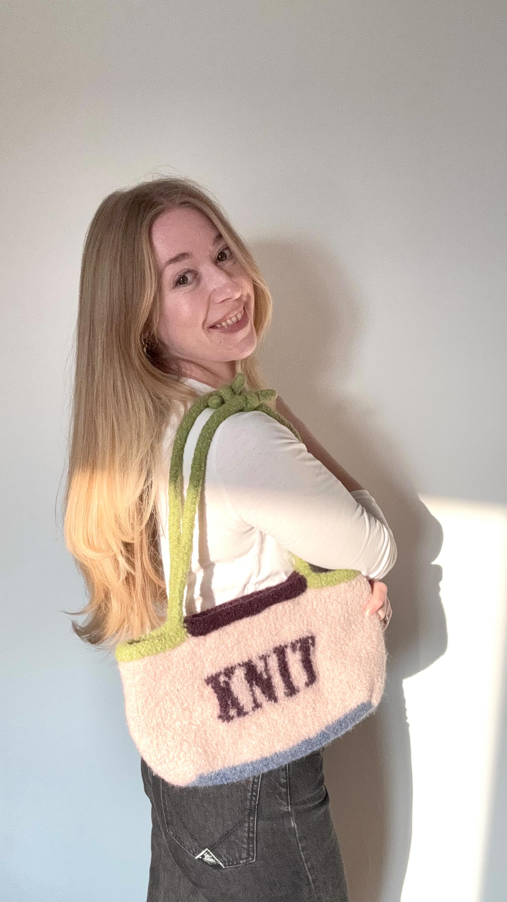 ✨ Had so much fun test knitting and felting this soon to be released pattern called The Knitter’s Tote by @svartsvanur 🥰
Saw everyone else knitting The Sailor Slippers, and I couldn’t resist trying something felted – when I saw this, I was sold! 😍
I knit the bag up in just a few days because I could NOT put it down 😅 being knit on 8mm with the Super Bulky Drops Snow (if you can get your hands on it!) this knits up so fast, so it works great if you need a quick re-motivating project to get over a knitting slump or something fun to play around with for a few days 😍
Materials used:
💖 8mm 60cm circular needles
🦋 8mm wooden double pointed needles for the I-cord edging
☃️ @dropsdesign Snow: colour 21 (base of the bag) colour 102 (main colour) colour 118 (lettering and middle of handles I-cord) colour 29 (handles)
#feltedbag #knitterstote #knittedaccessories #knitting