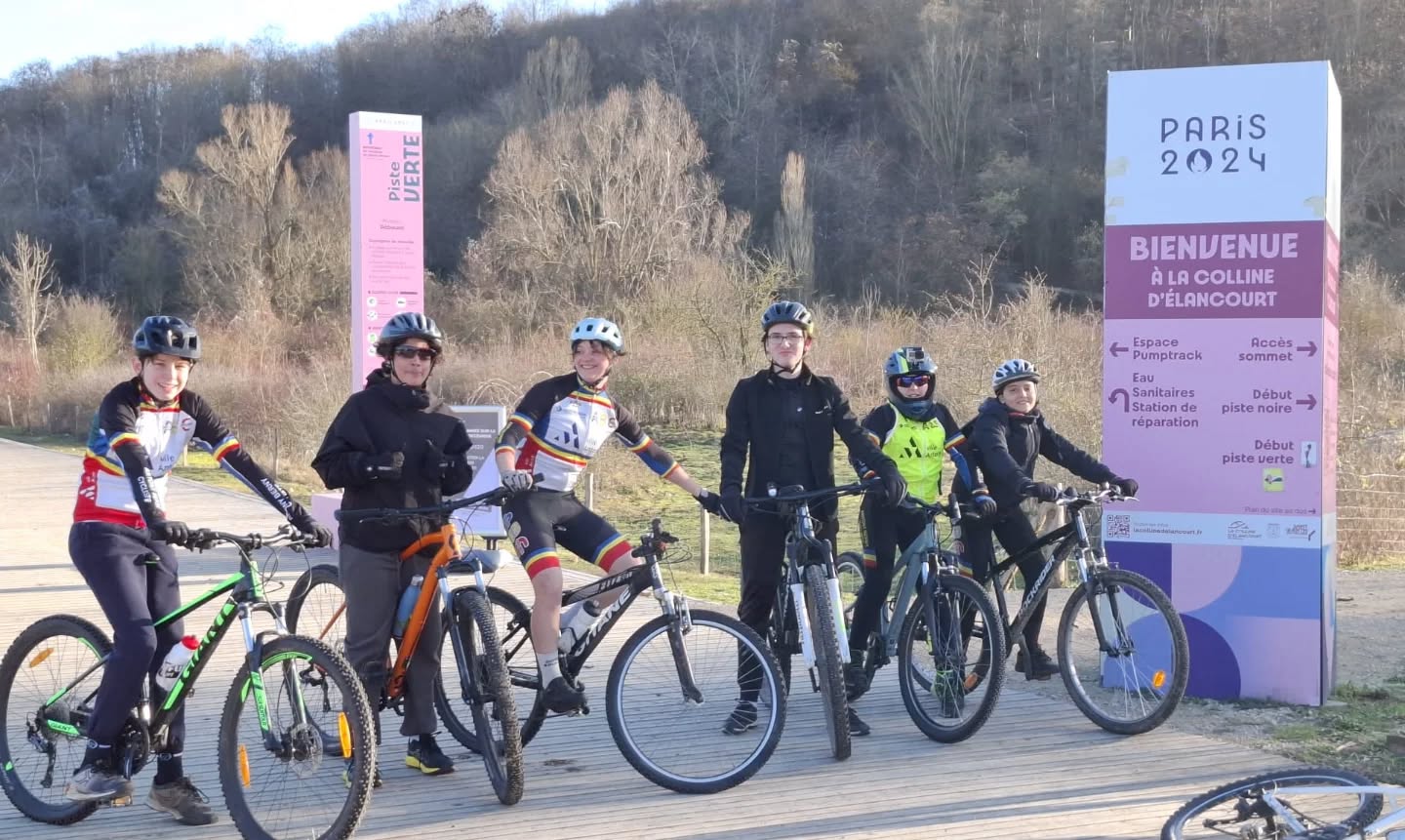 #ABCvtt 🟦🟨🟥
Dernière séance de l'année pour la Team VTT sur la piste olympique de la colline d'Elancourt 😃